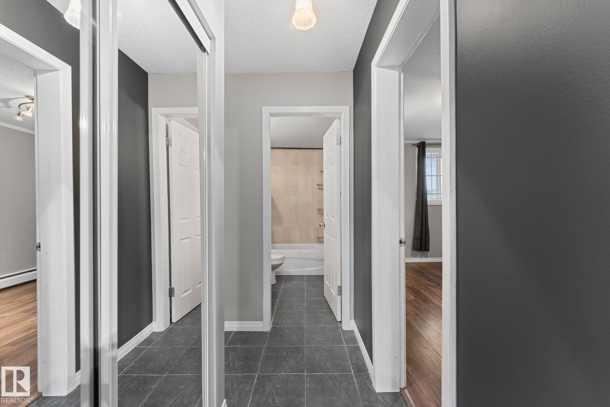 Photo 25 at 102 - 10225 114 Street NW, Wîhkwêntôwin, Edmonton