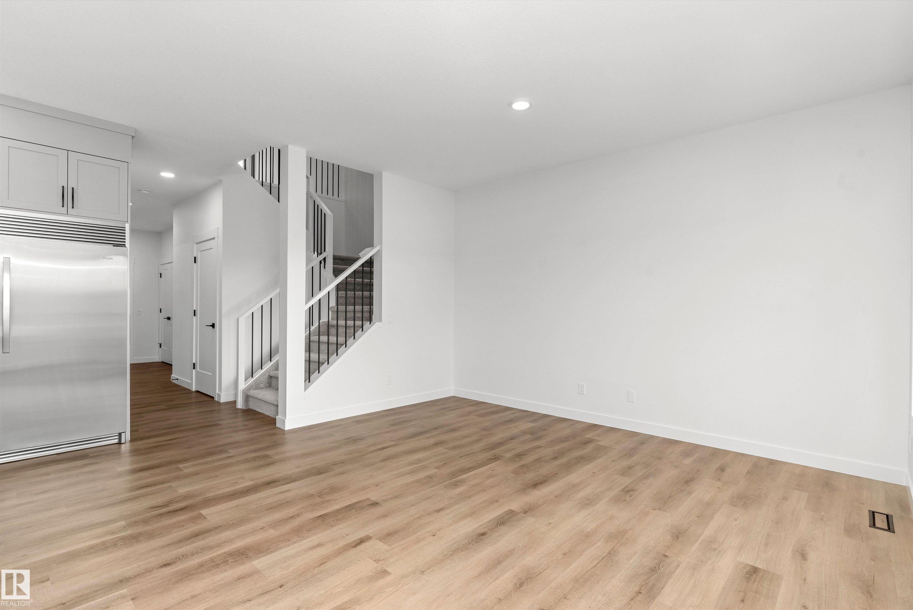 Photo 3 at 8969 Elves Loop NW, Edgemont, Edmonton