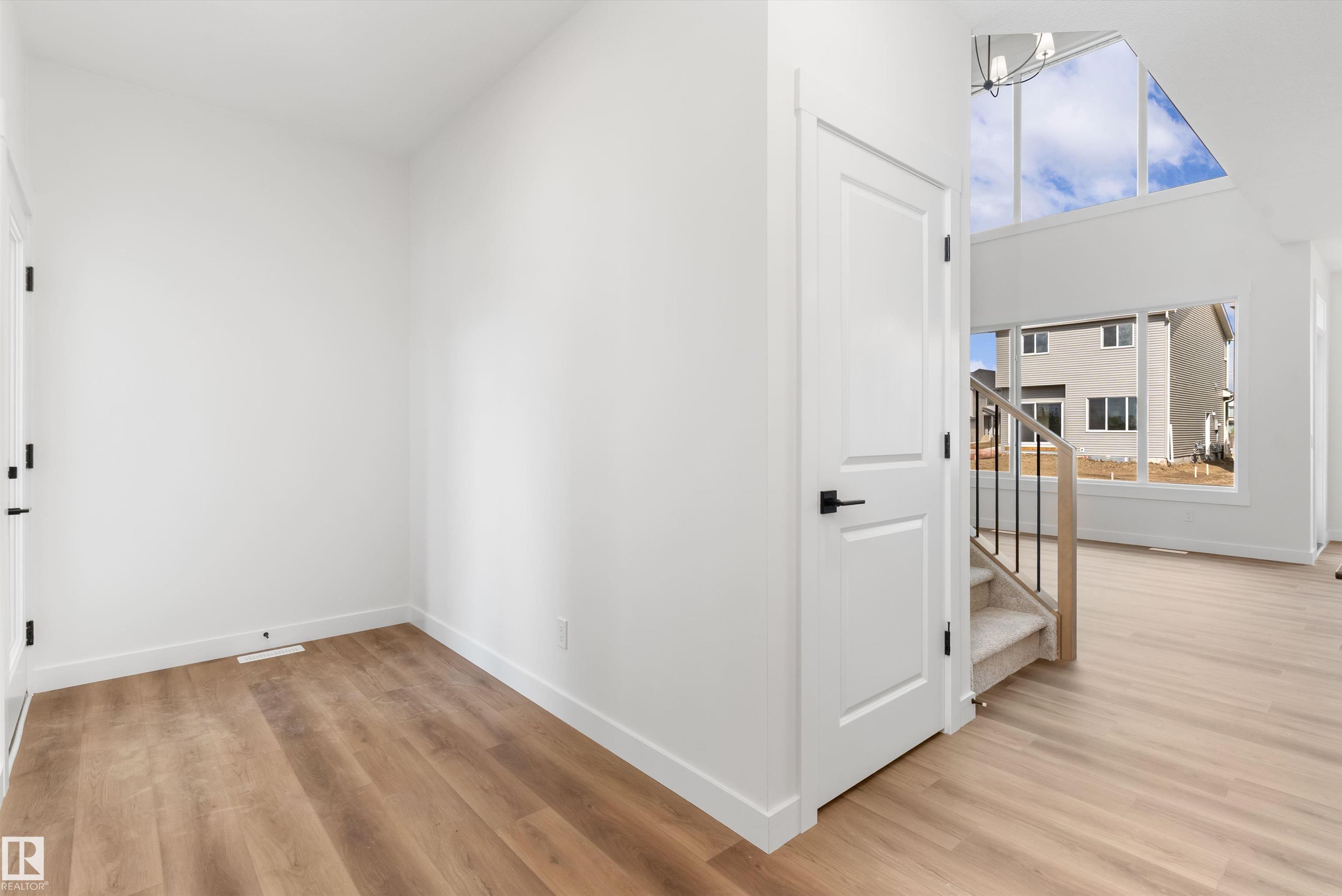 Photo 3 at 5133 Cawsey Bend SW, Chappelle Area, Edmonton