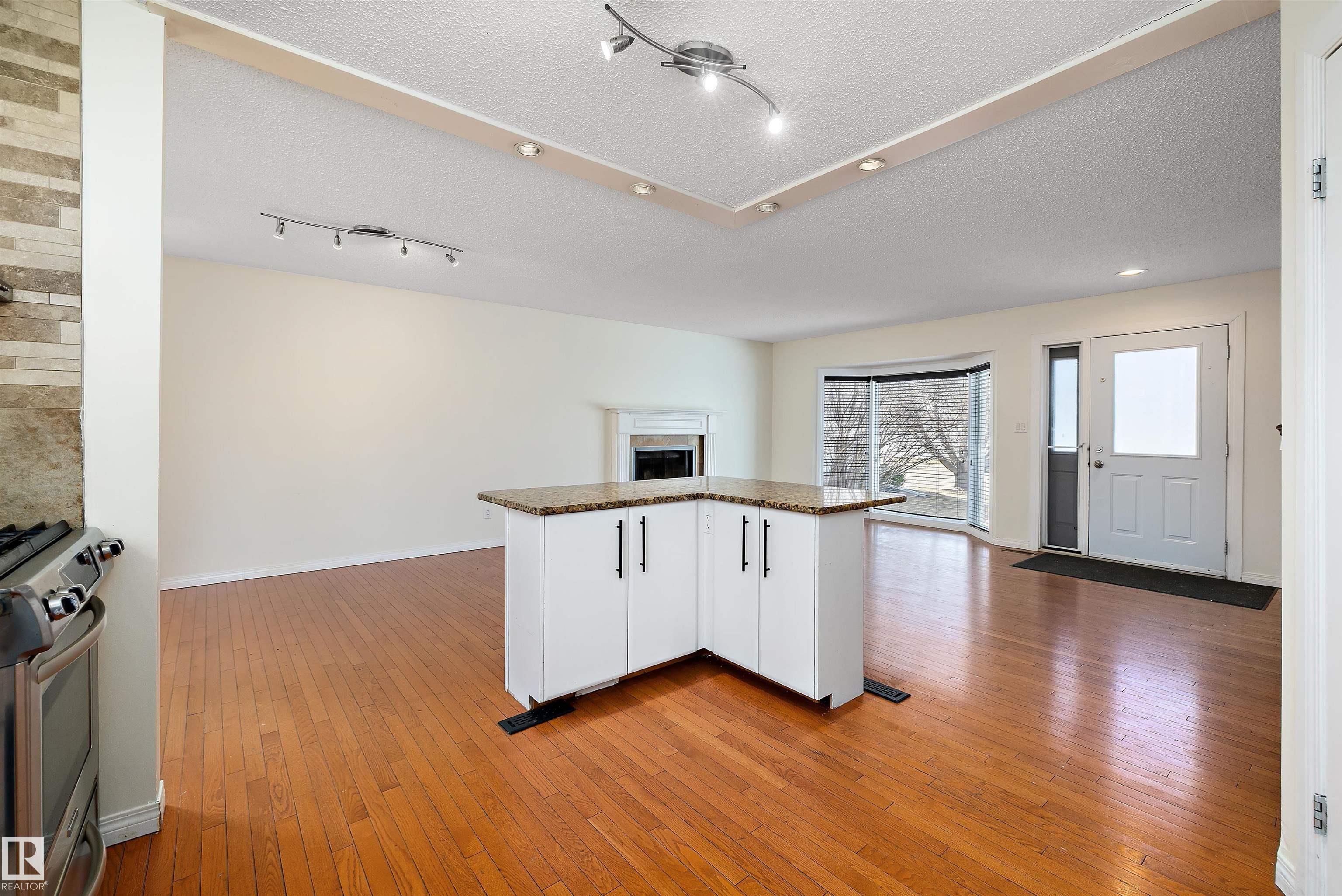 Photo 15 at 115 Walker Road NW, Oleskiw, Edmonton