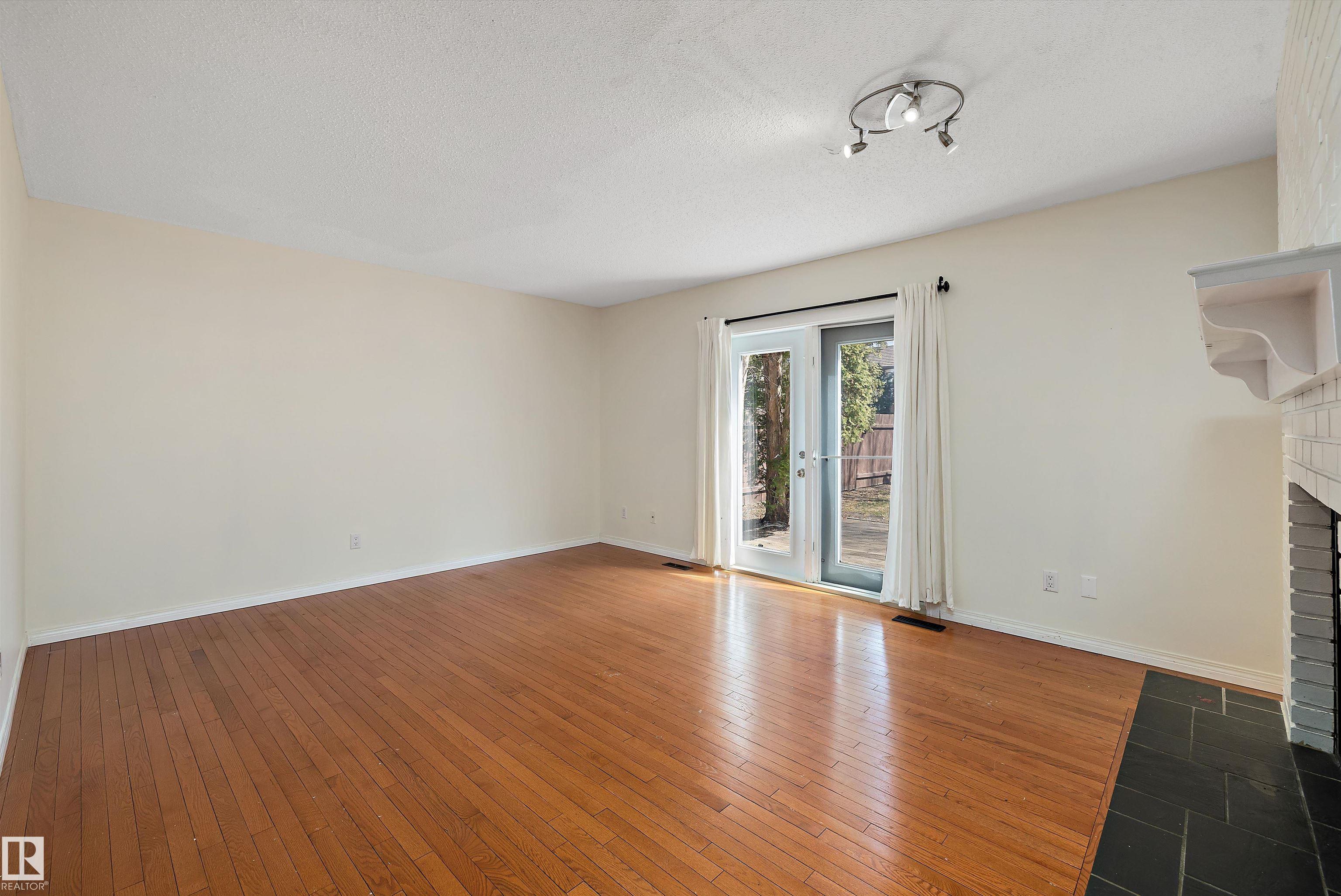Photo 18 at 115 Walker Road NW, Oleskiw, Edmonton