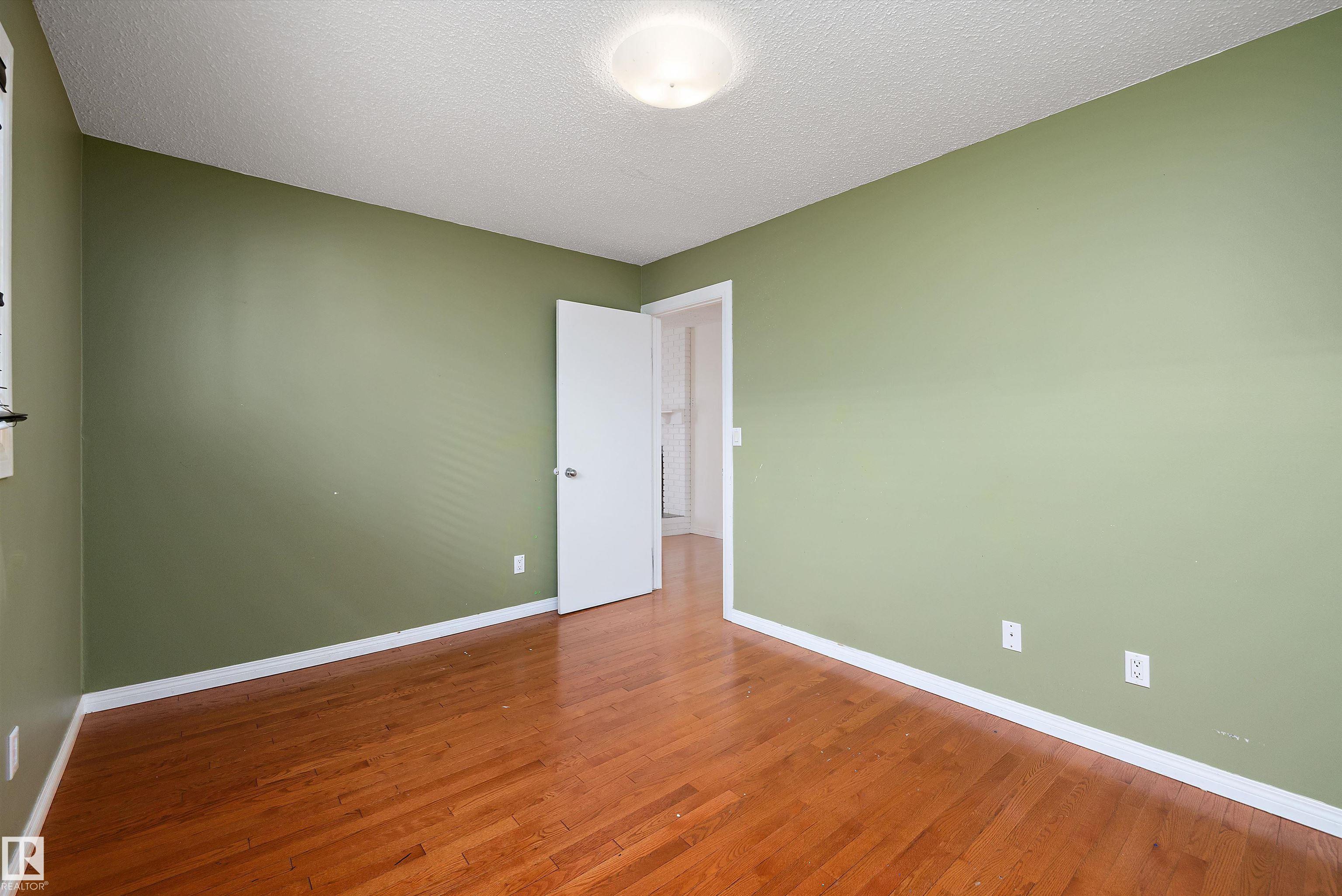 Photo 22 at 115 Walker Road NW, Oleskiw, Edmonton