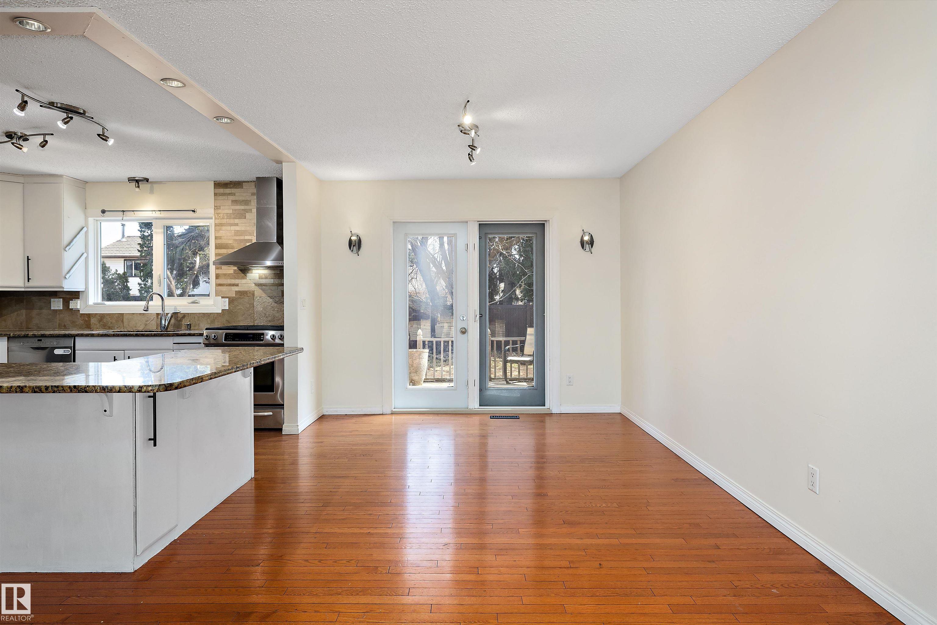 Photo 10 at 115 Walker Road NW, Oleskiw, Edmonton