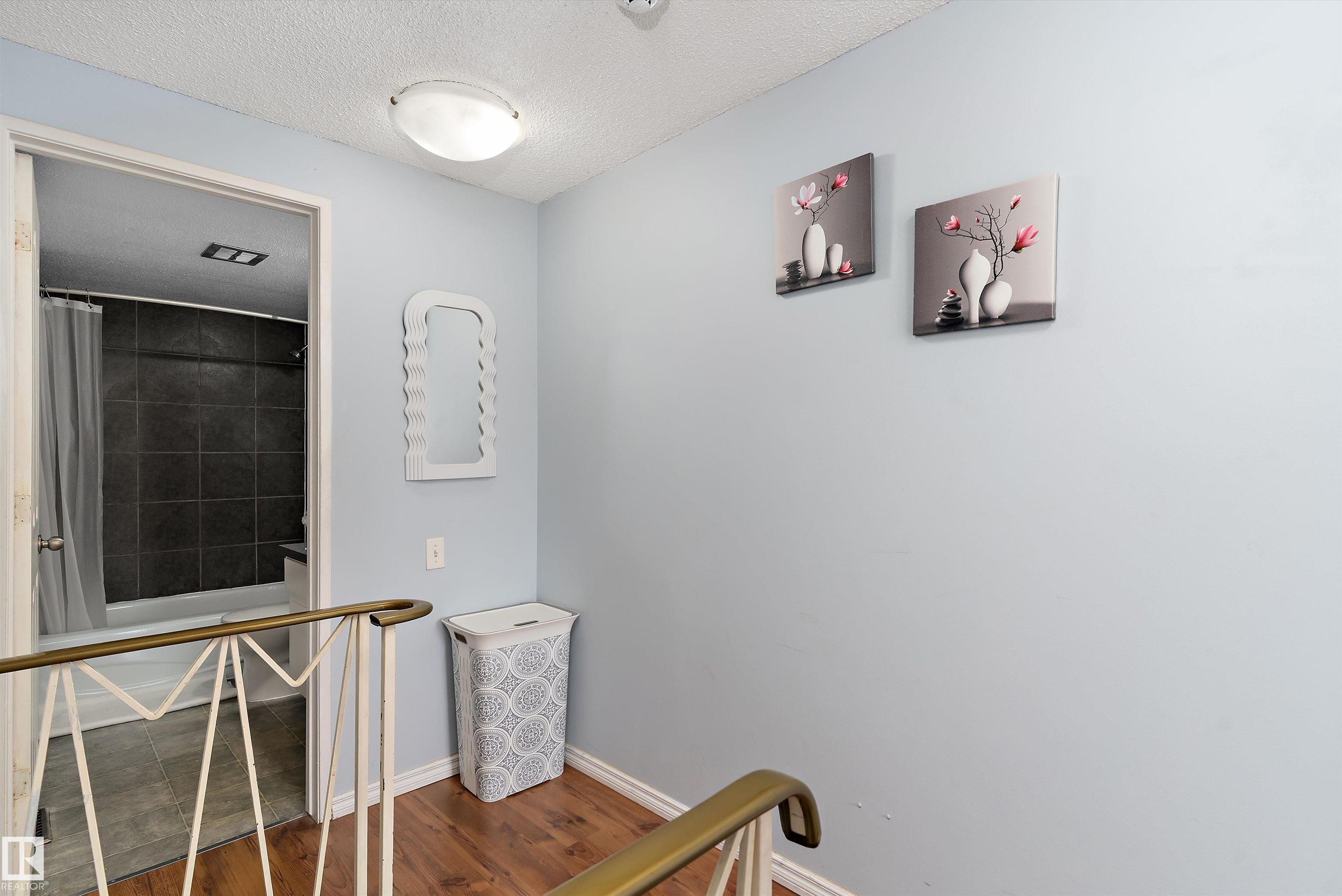 Photo 12 at 113 Mayfair Mews NW, Northmount, Edmonton