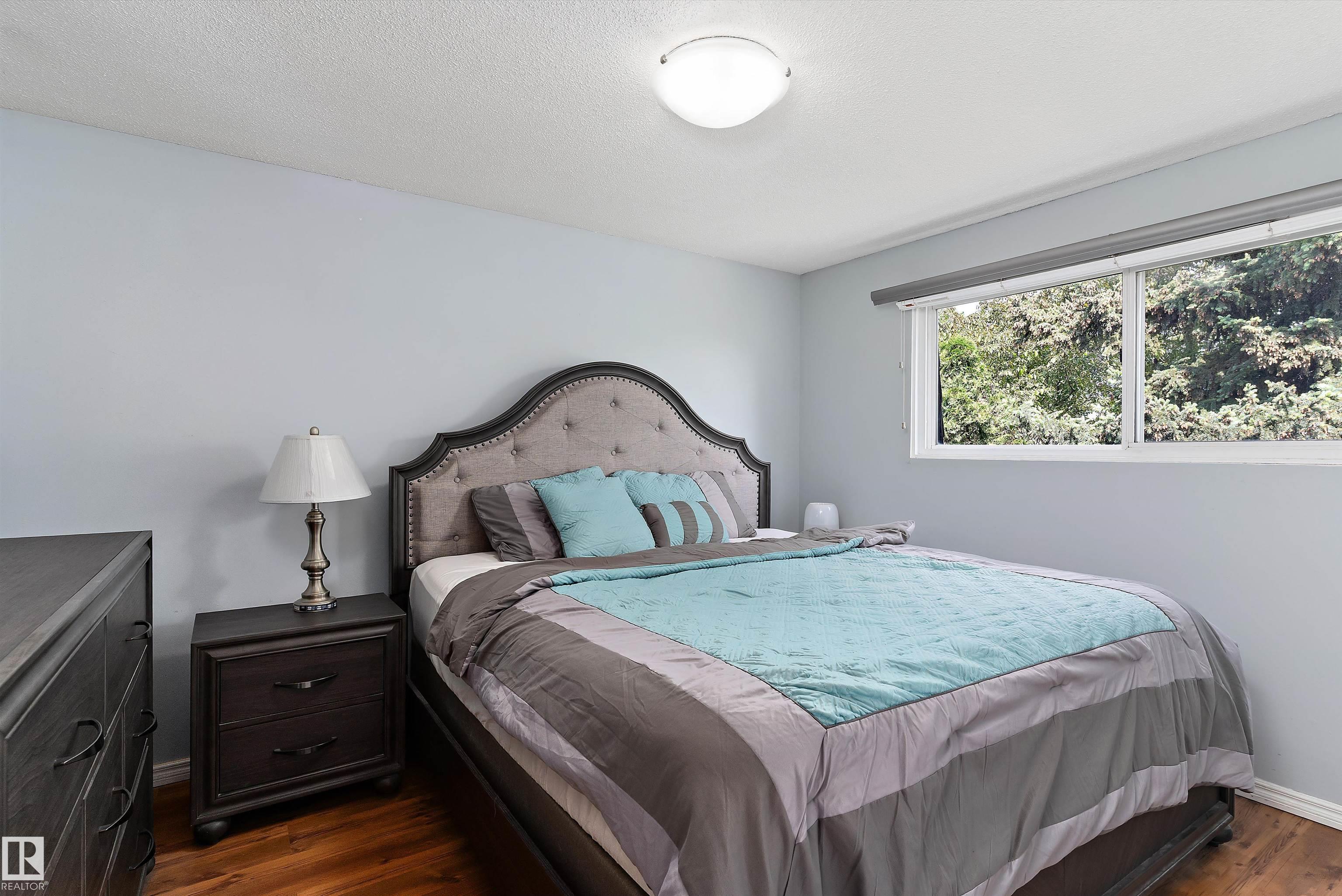 Photo 14 at 113 Mayfair Mews NW, Northmount, Edmonton