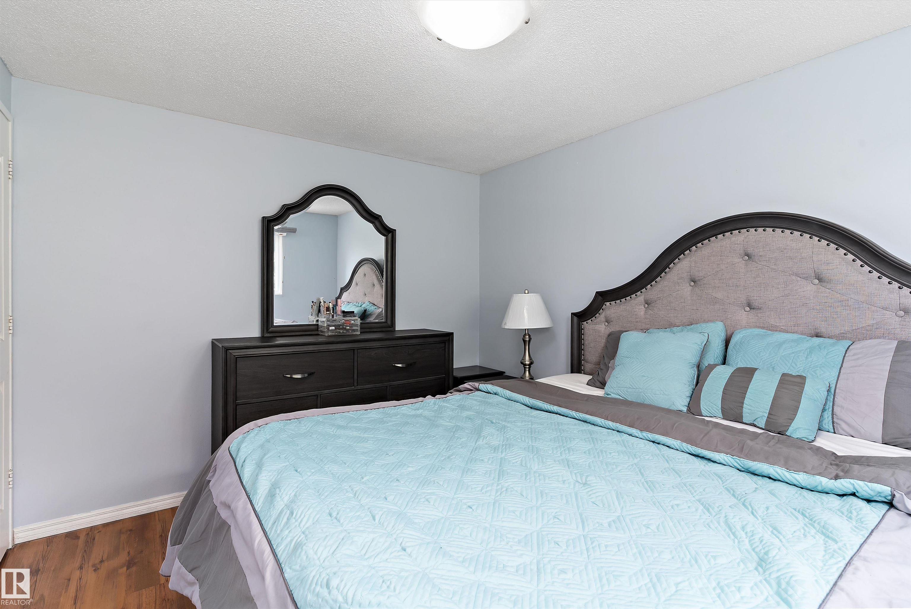 Photo 15 at 113 Mayfair Mews NW, Northmount, Edmonton