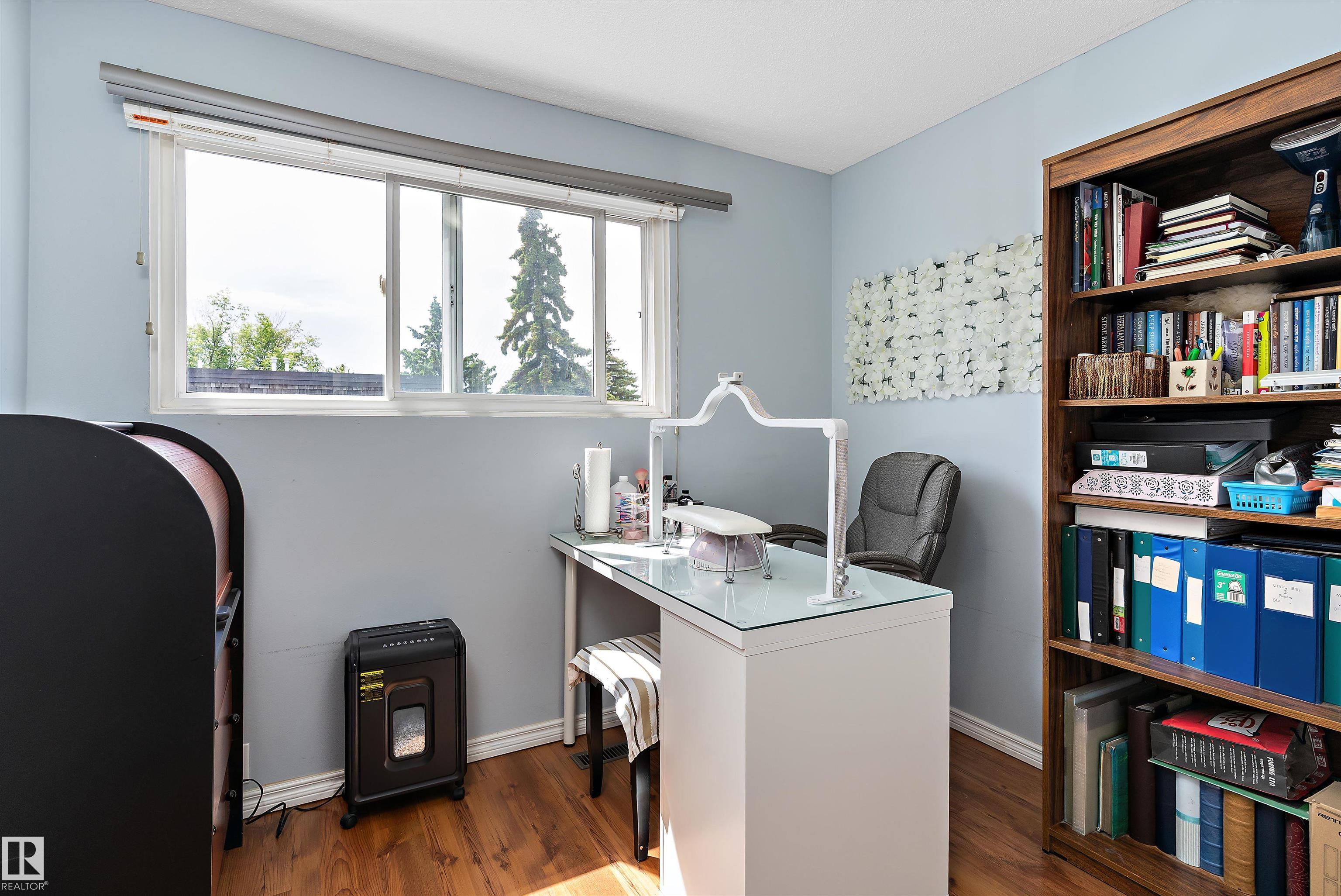 Photo 18 at 113 Mayfair Mews NW, Northmount, Edmonton