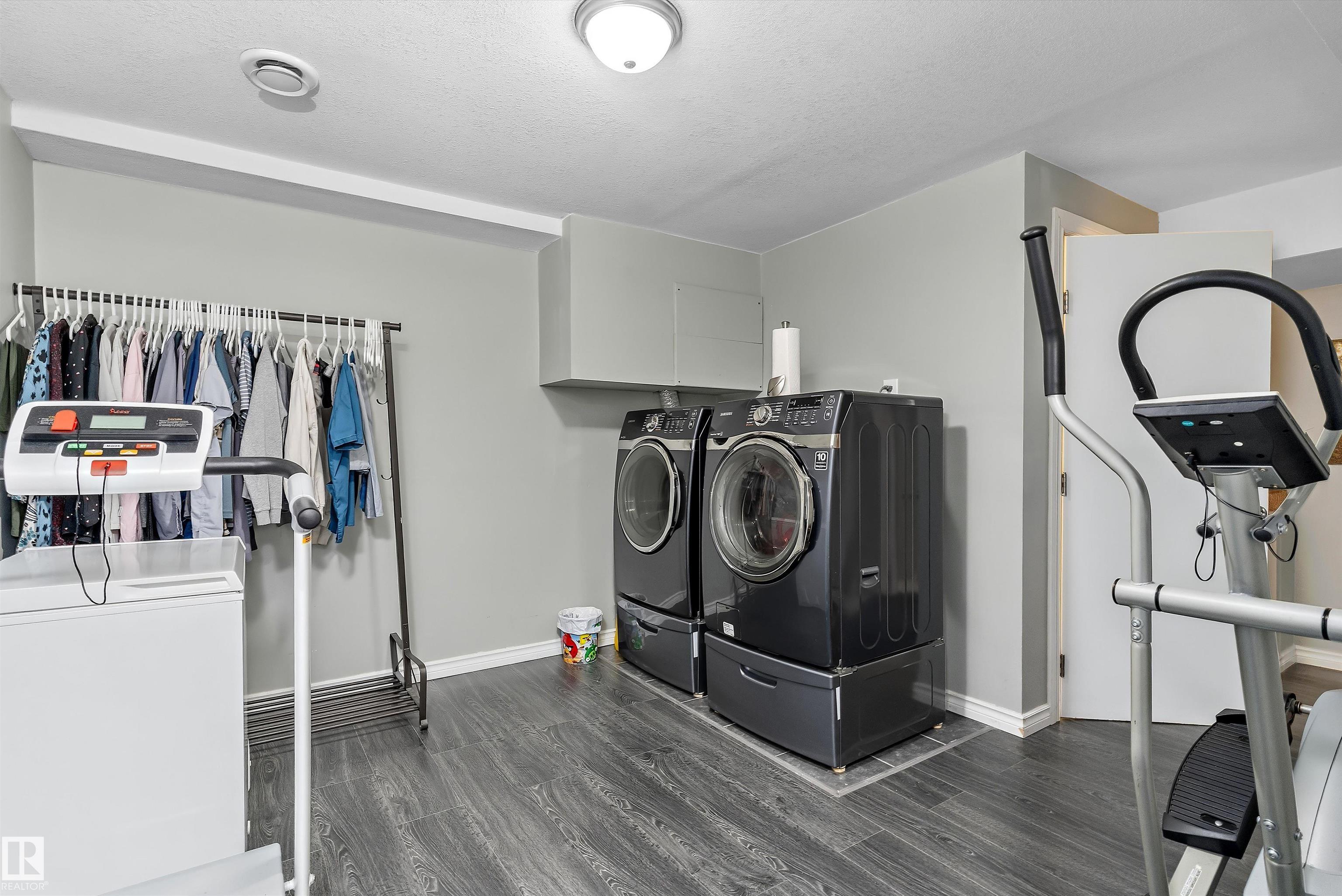 Photo 22 at 113 Mayfair Mews NW, Northmount, Edmonton