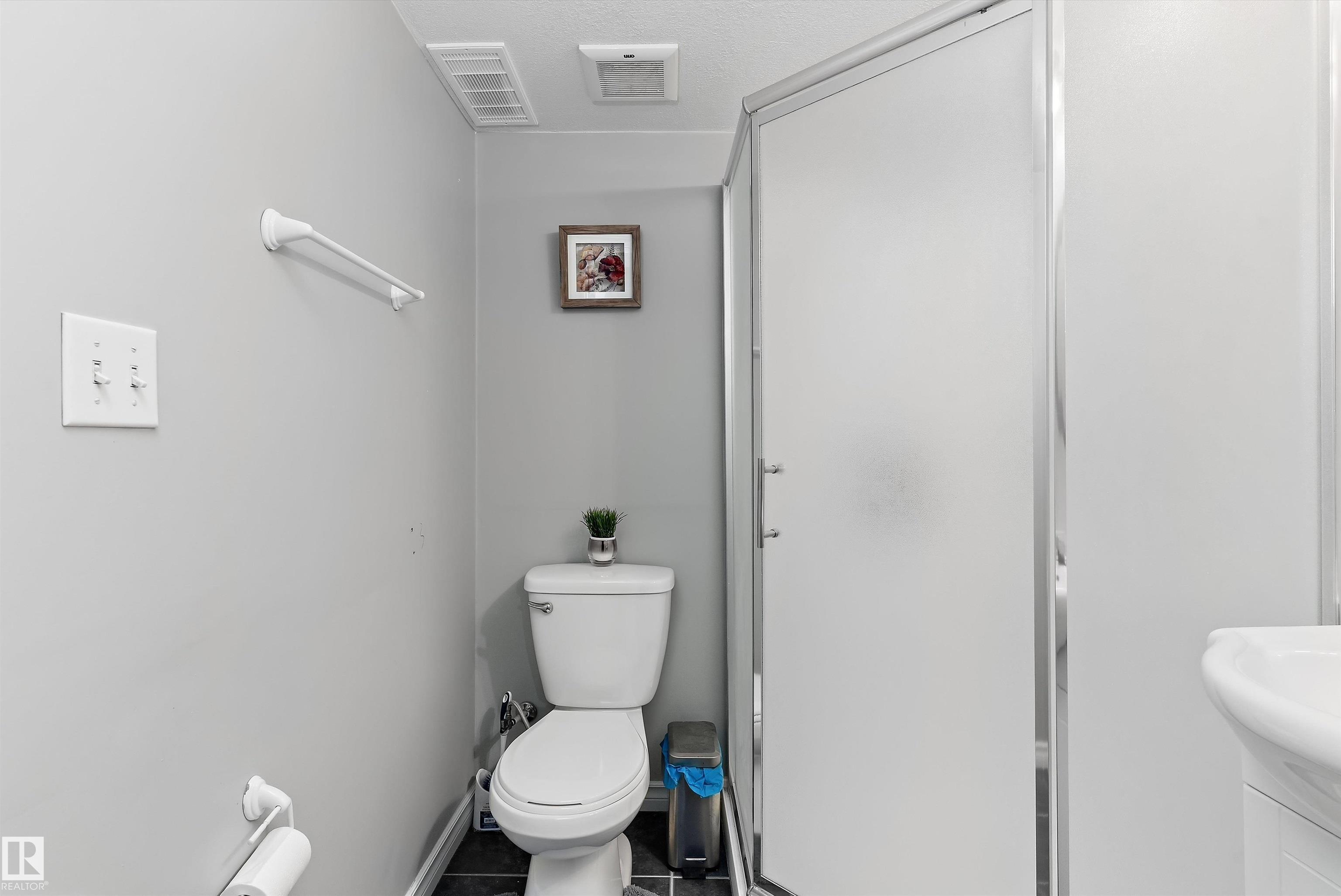 Photo 24 at 113 Mayfair Mews NW, Northmount, Edmonton