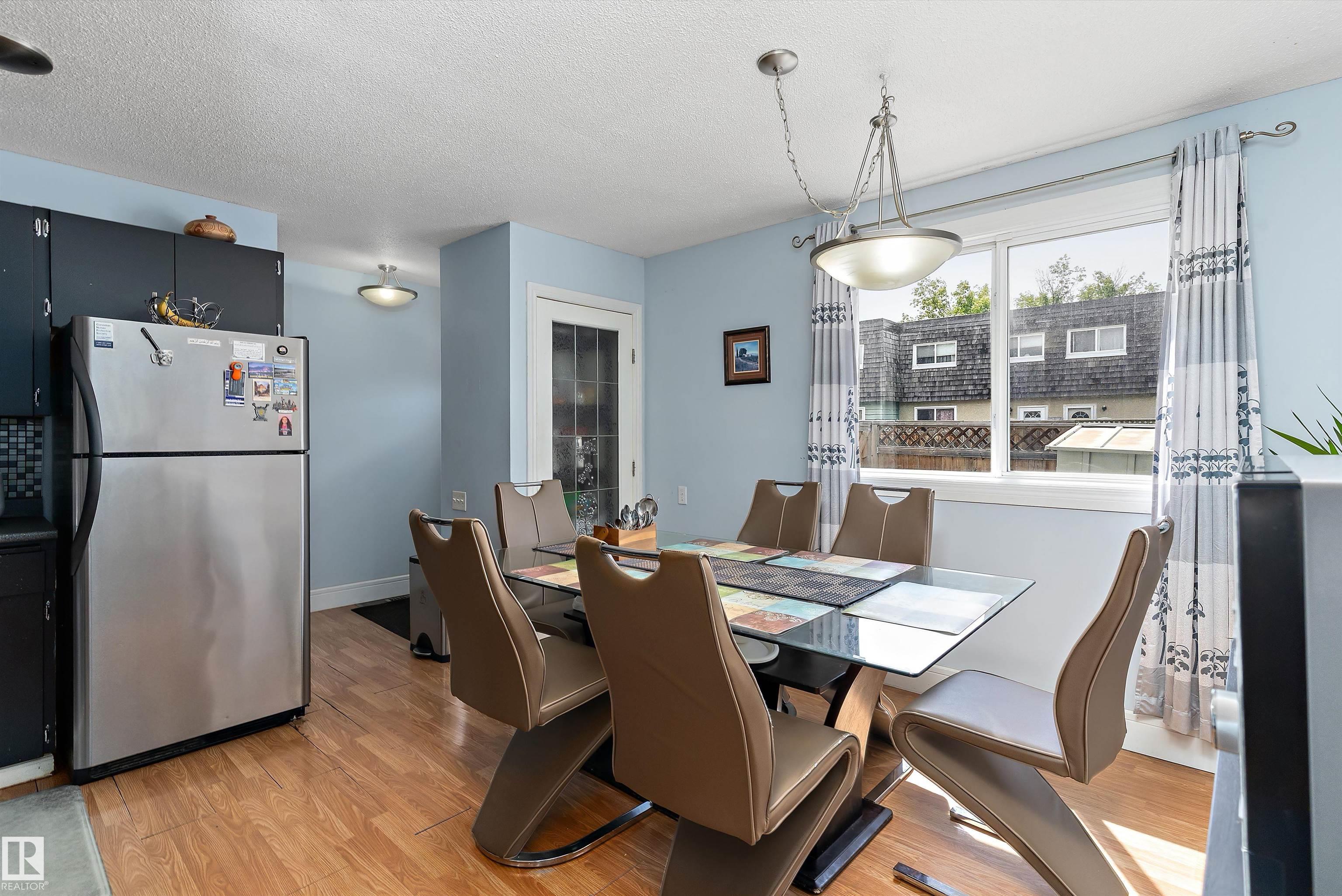 Photo 10 at 113 Mayfair Mews NW, Northmount, Edmonton