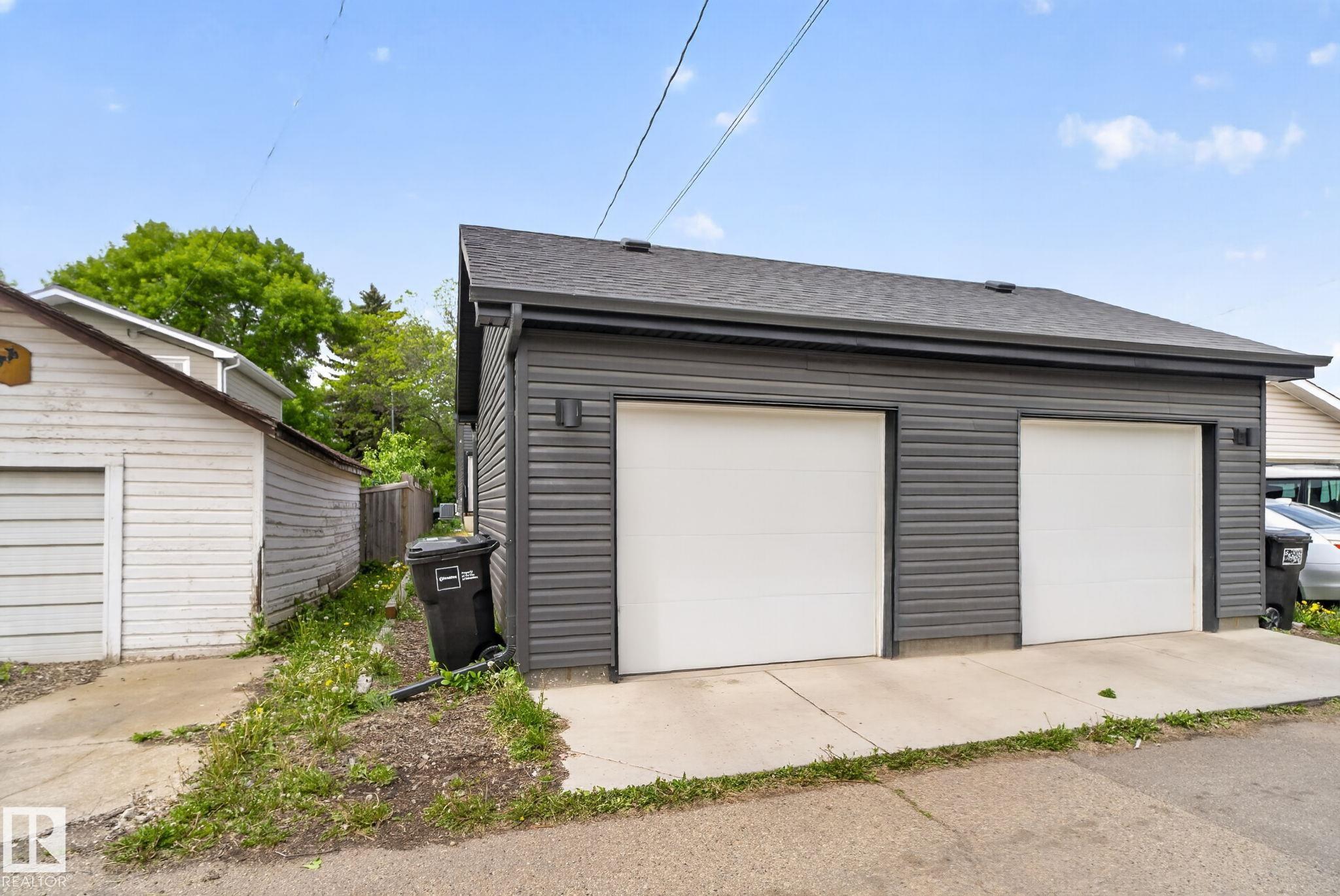 Photo 38 at 11539 86 Street NW, Parkdale, Edmonton