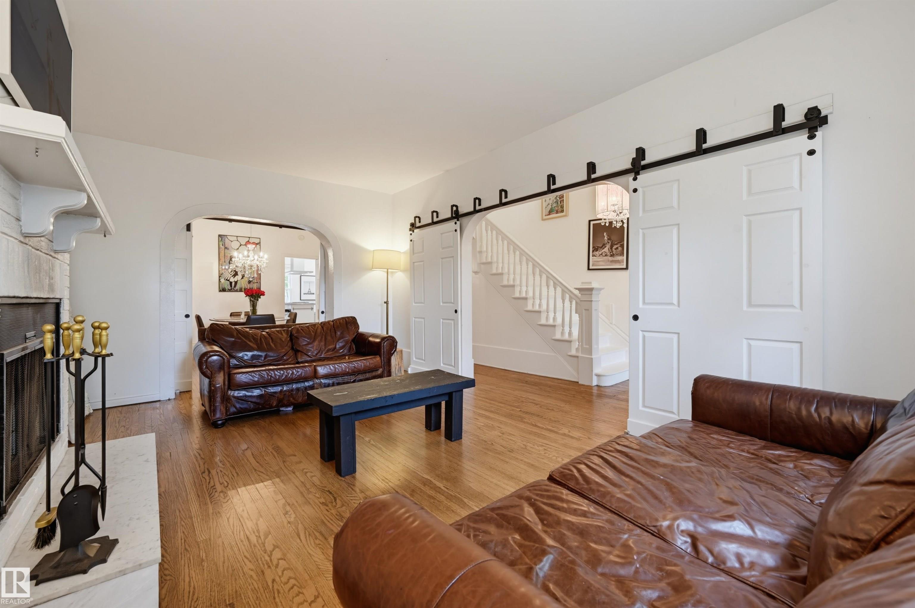 Photo 12 at 10523 127 Street NW, Westmount, Edmonton