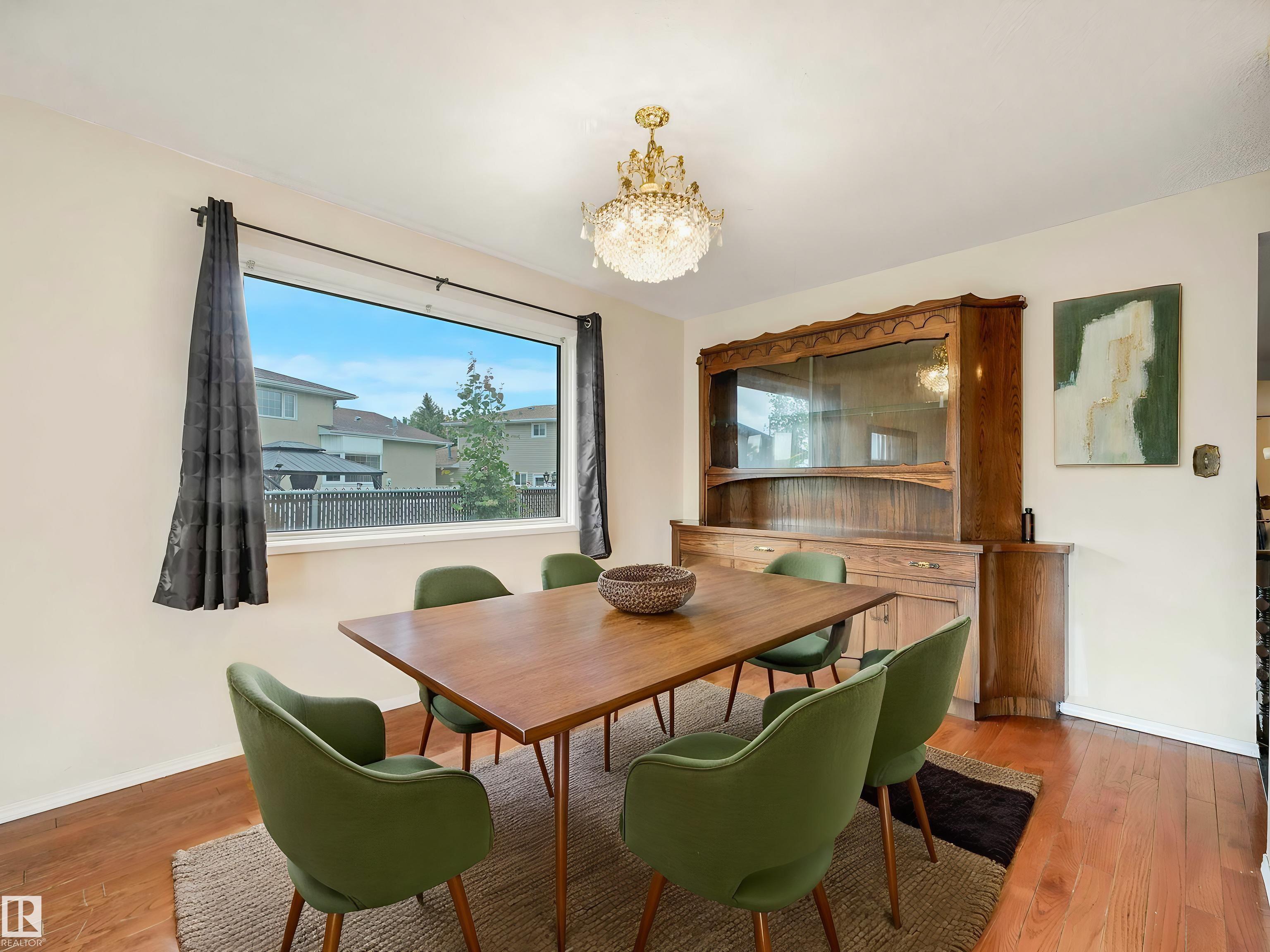 Photo 9 at 11056 166 Avenue NW, Lorelei, Edmonton