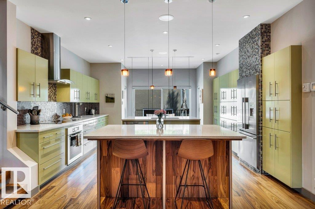 Photo 14 at 11339 67 Street NW, Highlands, Edmonton