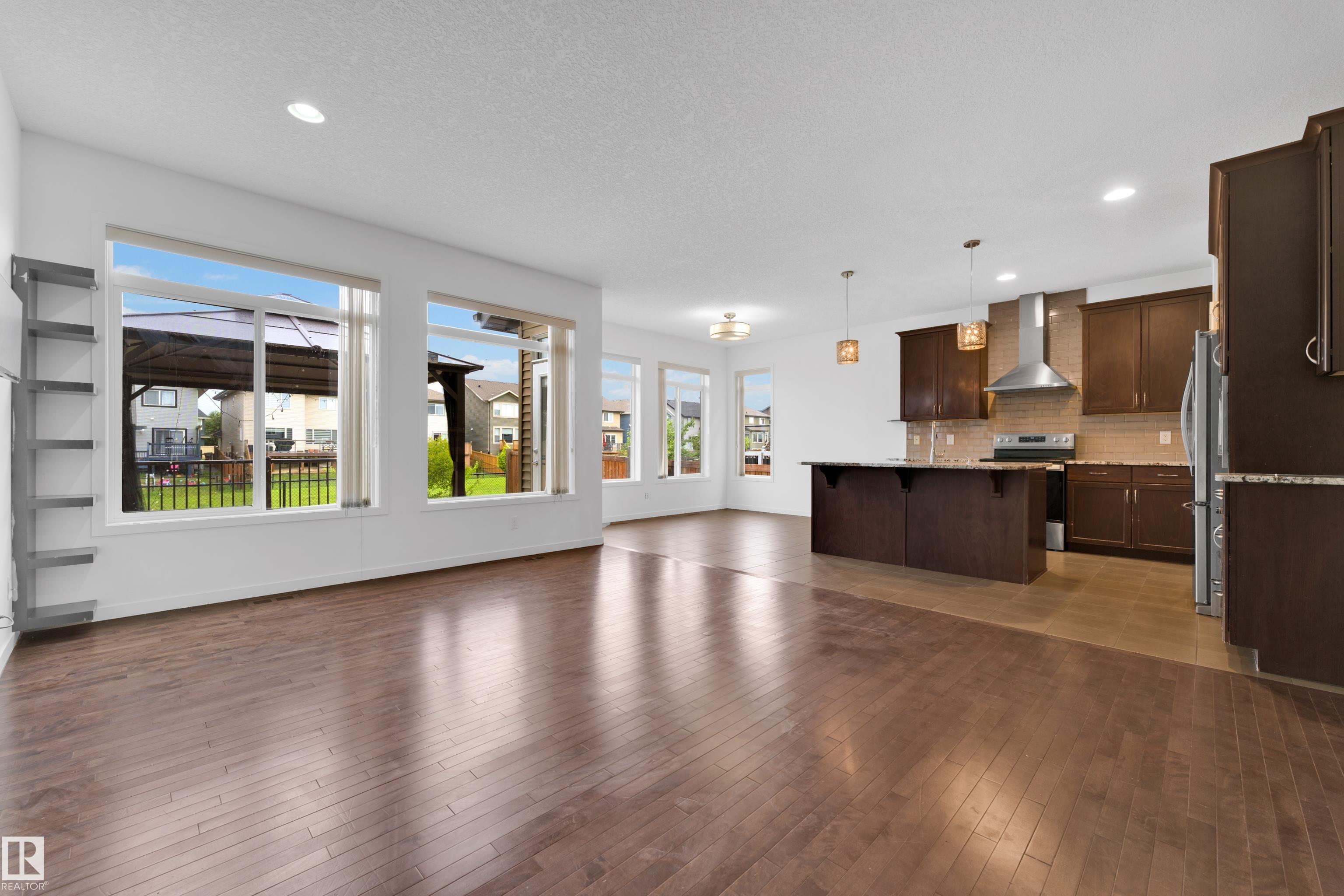 Photo 13 at 5432 20 Avenue SW, Walker, Edmonton