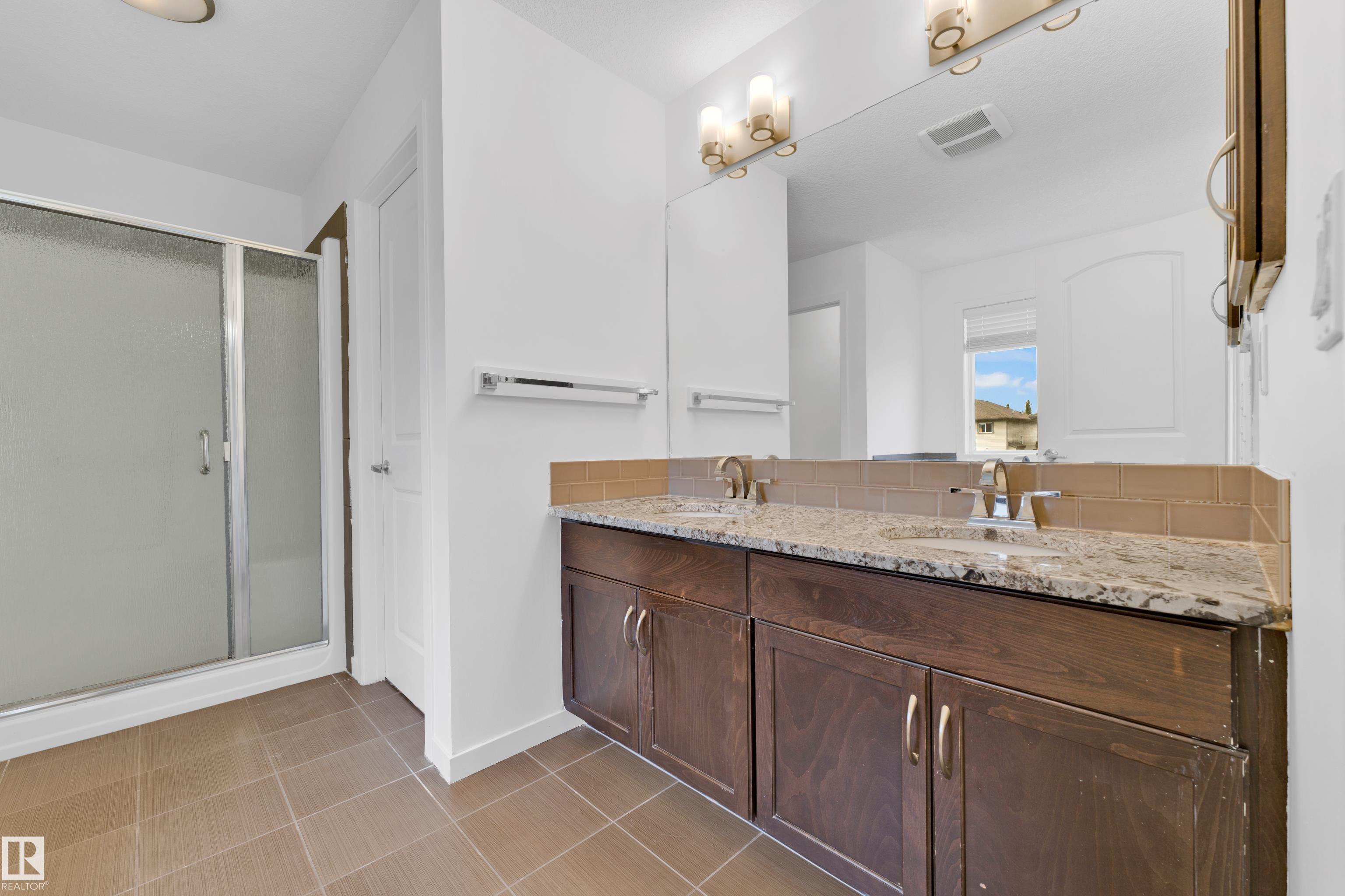 Photo 25 at 5432 20 Avenue SW, Walker, Edmonton