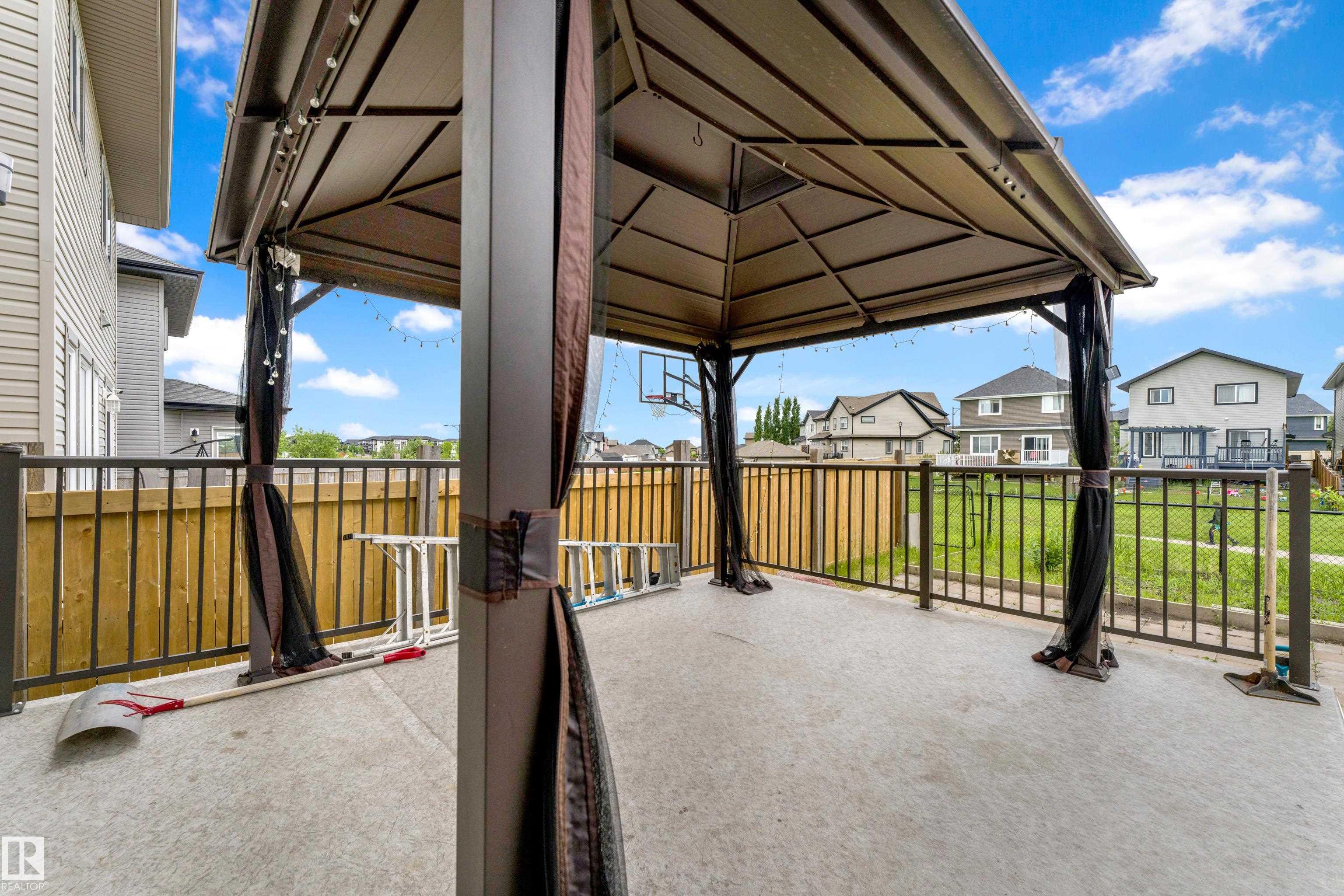 Photo 37 at 5432 20 Avenue SW, Walker, Edmonton