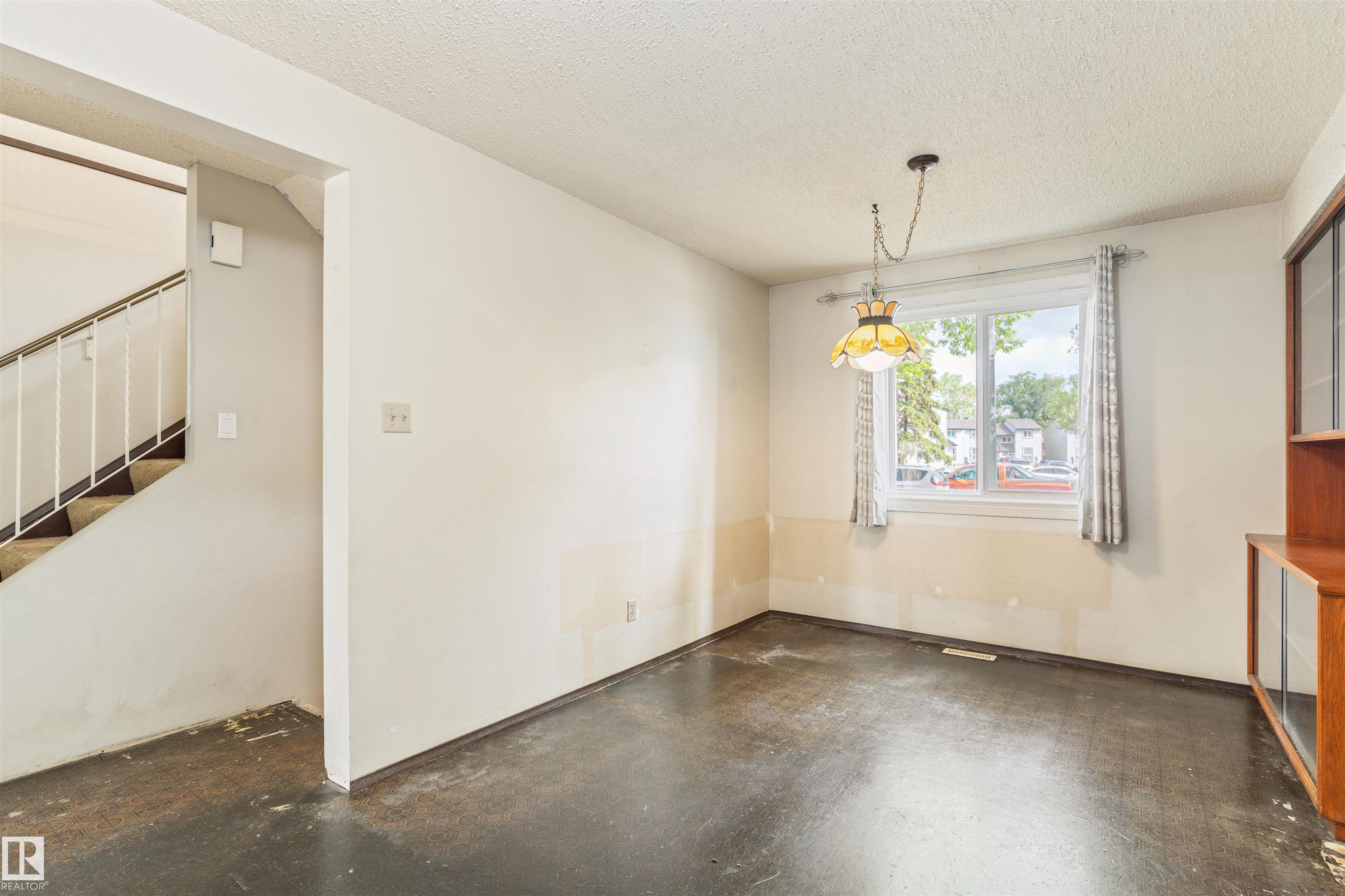 Photo 12 at 13828 24 Street NW, Bannerman, Edmonton