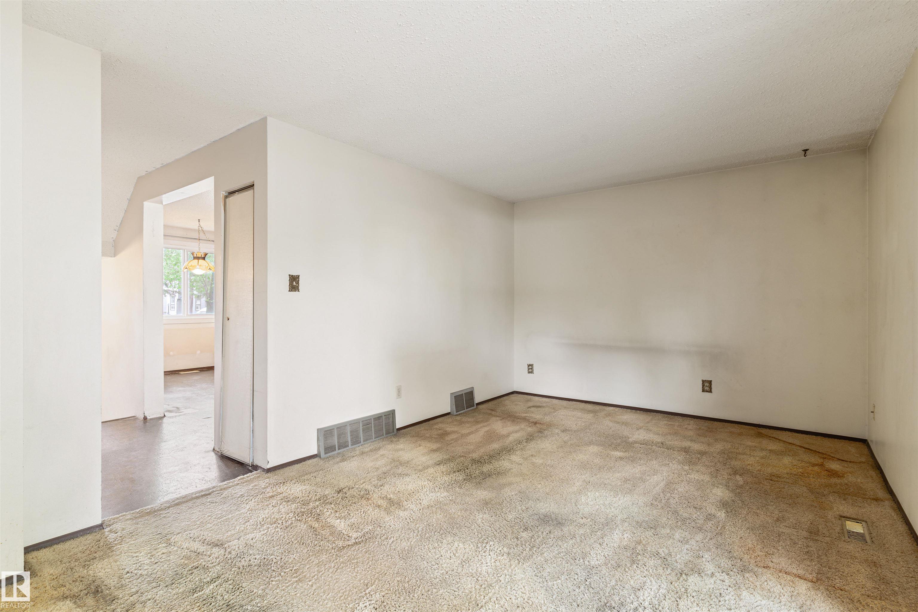 Photo 18 at 13828 24 Street NW, Bannerman, Edmonton