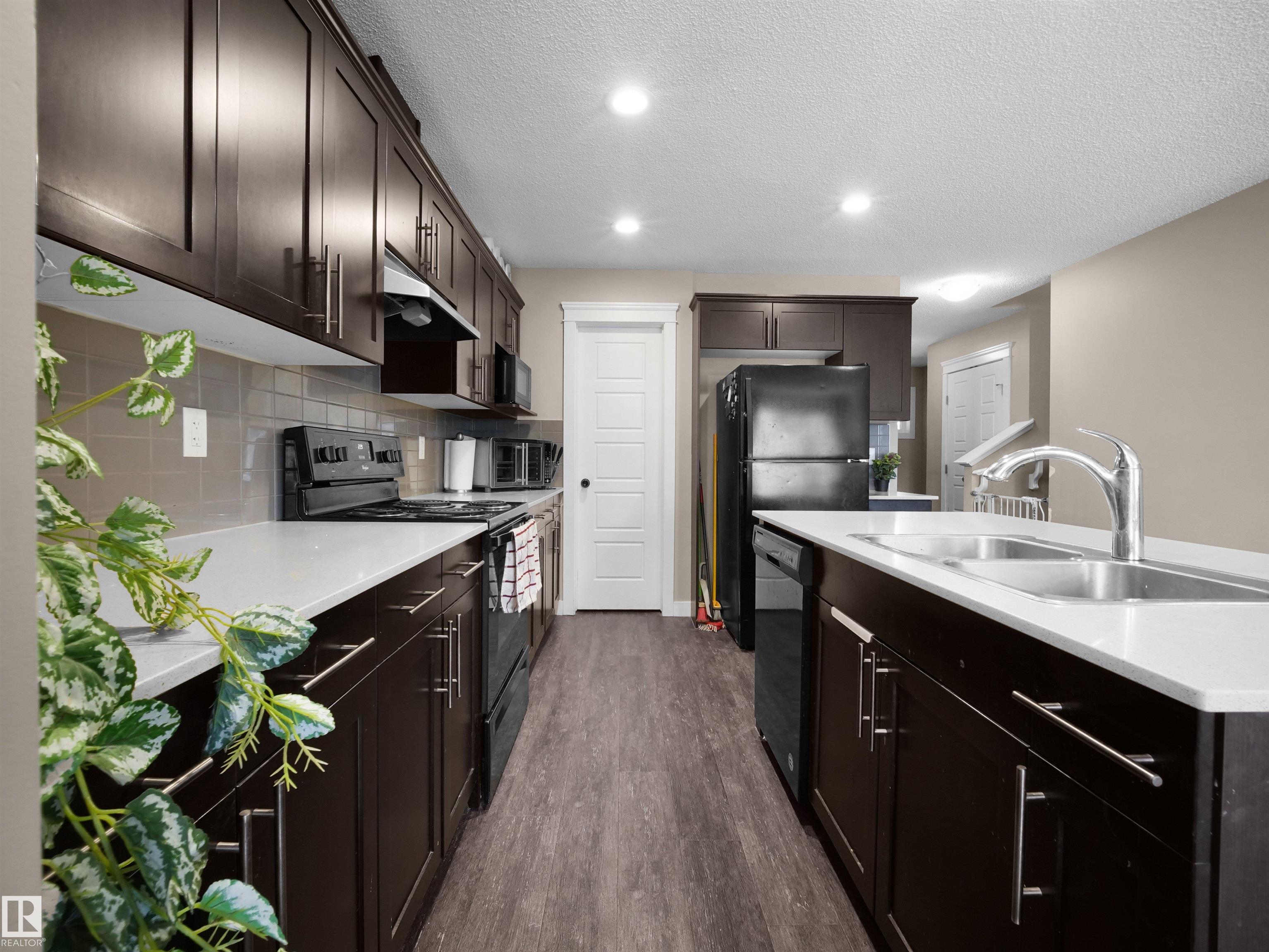 Photo 12 at 9055 Cooper Link SW, Chappelle Area, Edmonton