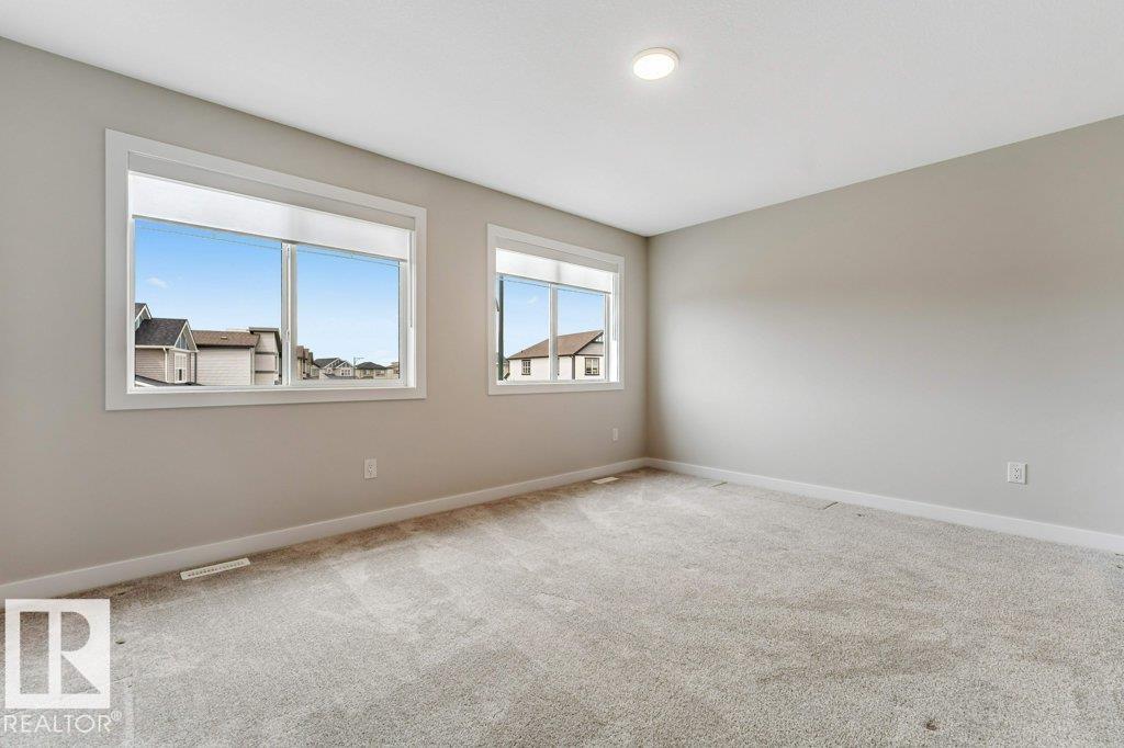 Photo 22 at 403 35 Avenue NW, Maple Crest, Edmonton