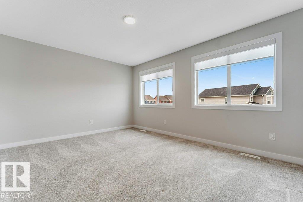 Photo 23 at 403 35 Avenue NW, Maple Crest, Edmonton