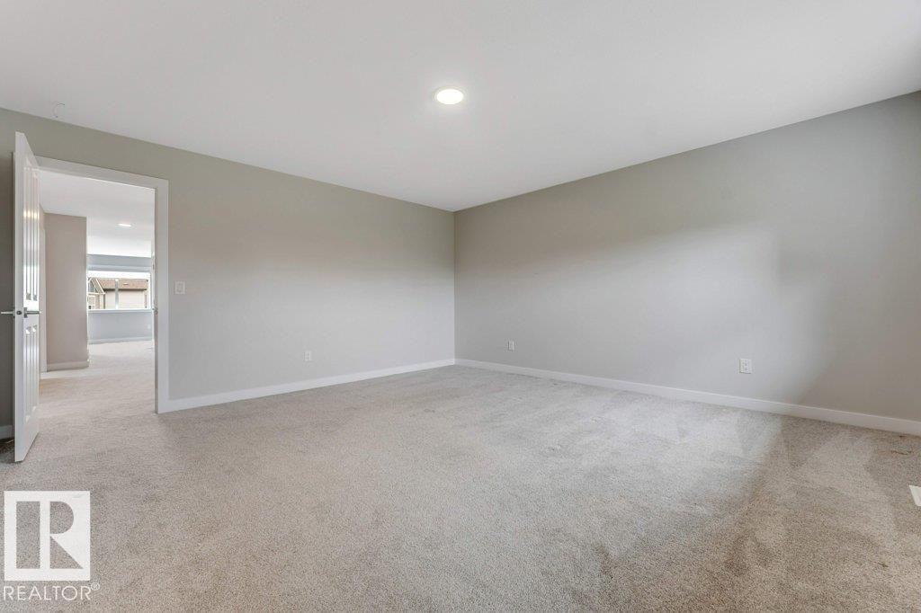 Photo 24 at 403 35 Avenue NW, Maple Crest, Edmonton