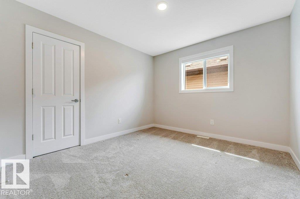 Photo 36 at 403 35 Avenue NW, Maple Crest, Edmonton