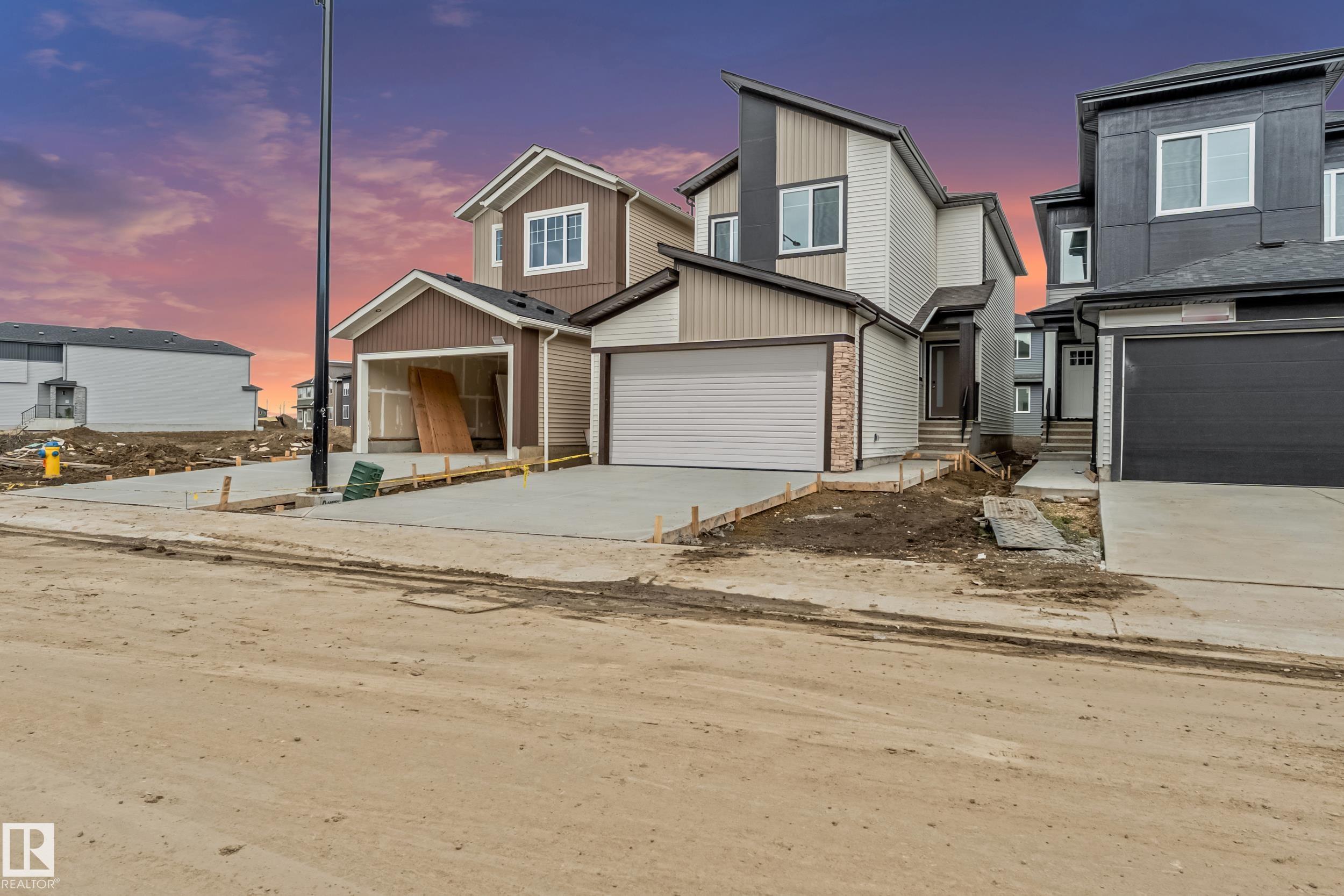 Photo 3 at 4636 18 Avenue SW, Meltwater, Edmonton