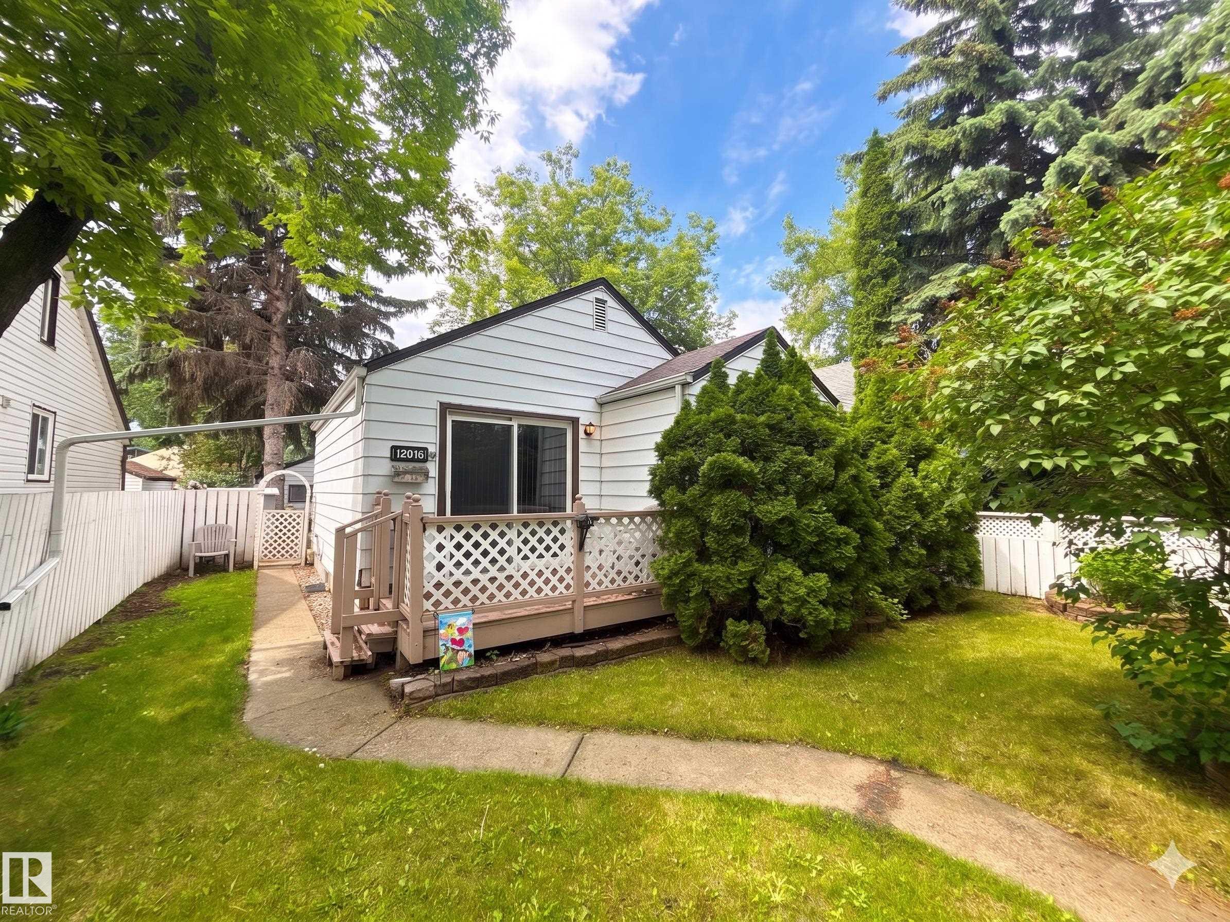 12016 61 Street NW, Montrose, Edmonton 2