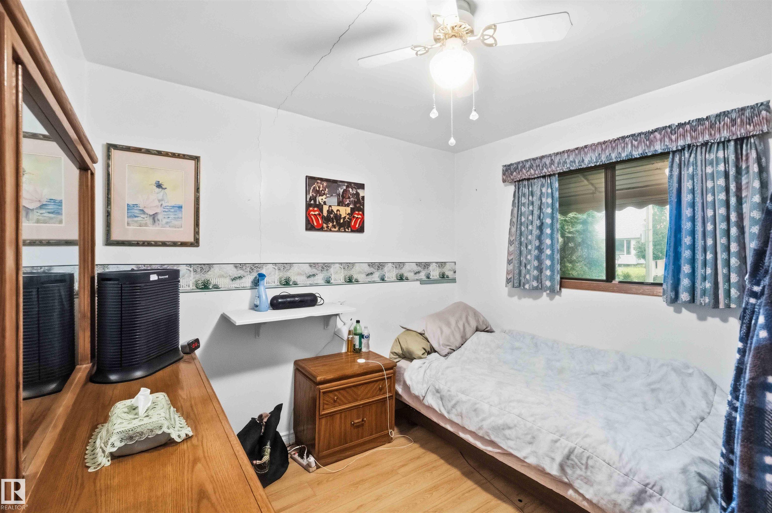https://zimg.paragon.ice.com/ParagonImages/Property/PM/RAE/225407321/18/0/0/74f5569beb78367d28ad9eb80be0891e/1/e9e638459752239eca554633f5e9528e/225407321-aa202ac3-1bb9-4ade-a83f-50569d17716c.JPG
