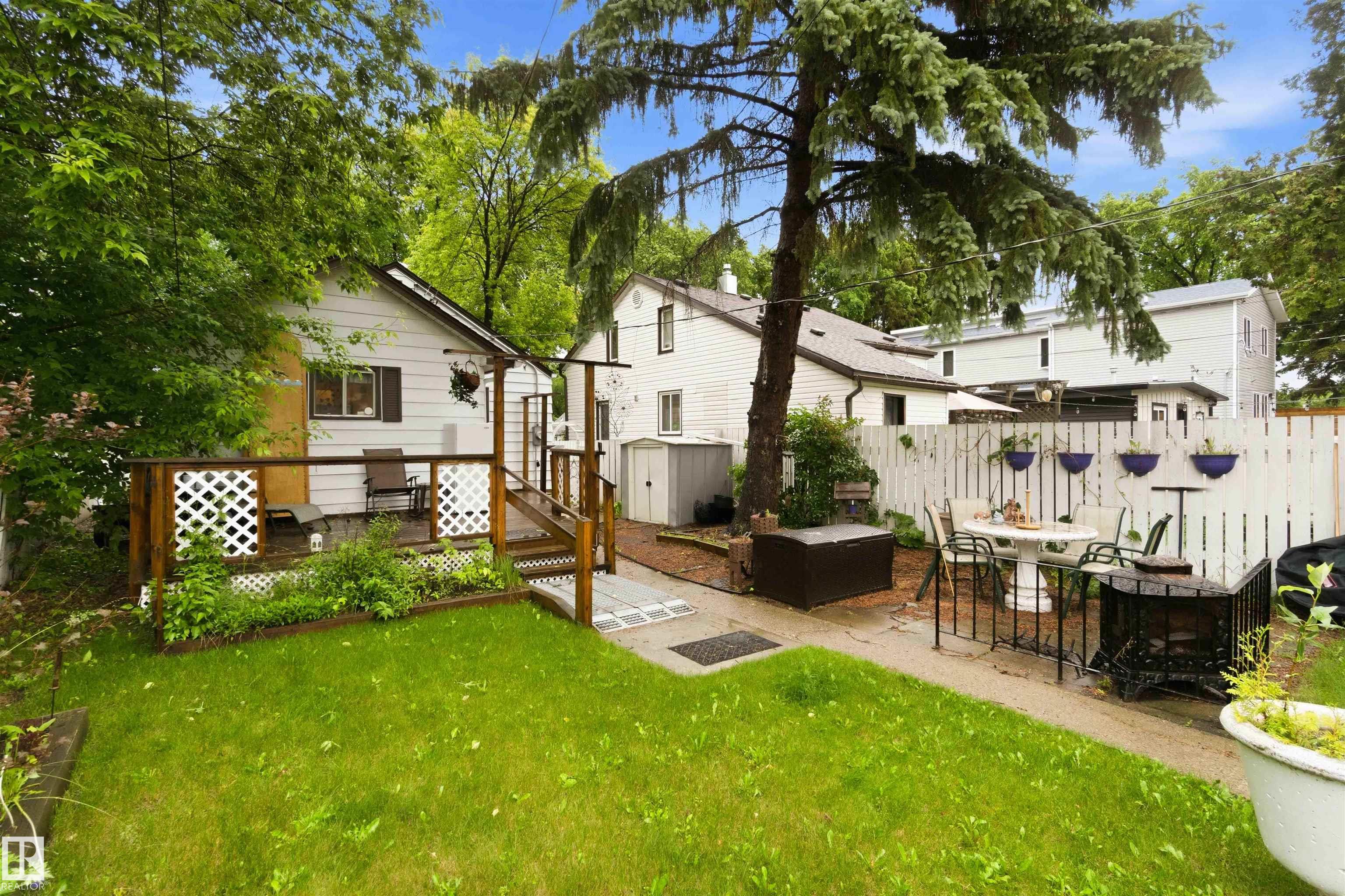 https://zimg.paragon.ice.com/ParagonImages/Property/PM/RAE/225407321/27/0/0/7ec54f2b422352a862a66b53b5fb4bd7/1/e9e638459752239eca554633f5e9528e/225407321-9f20a472-d54b-4ae3-8621-990143421e55.JPG