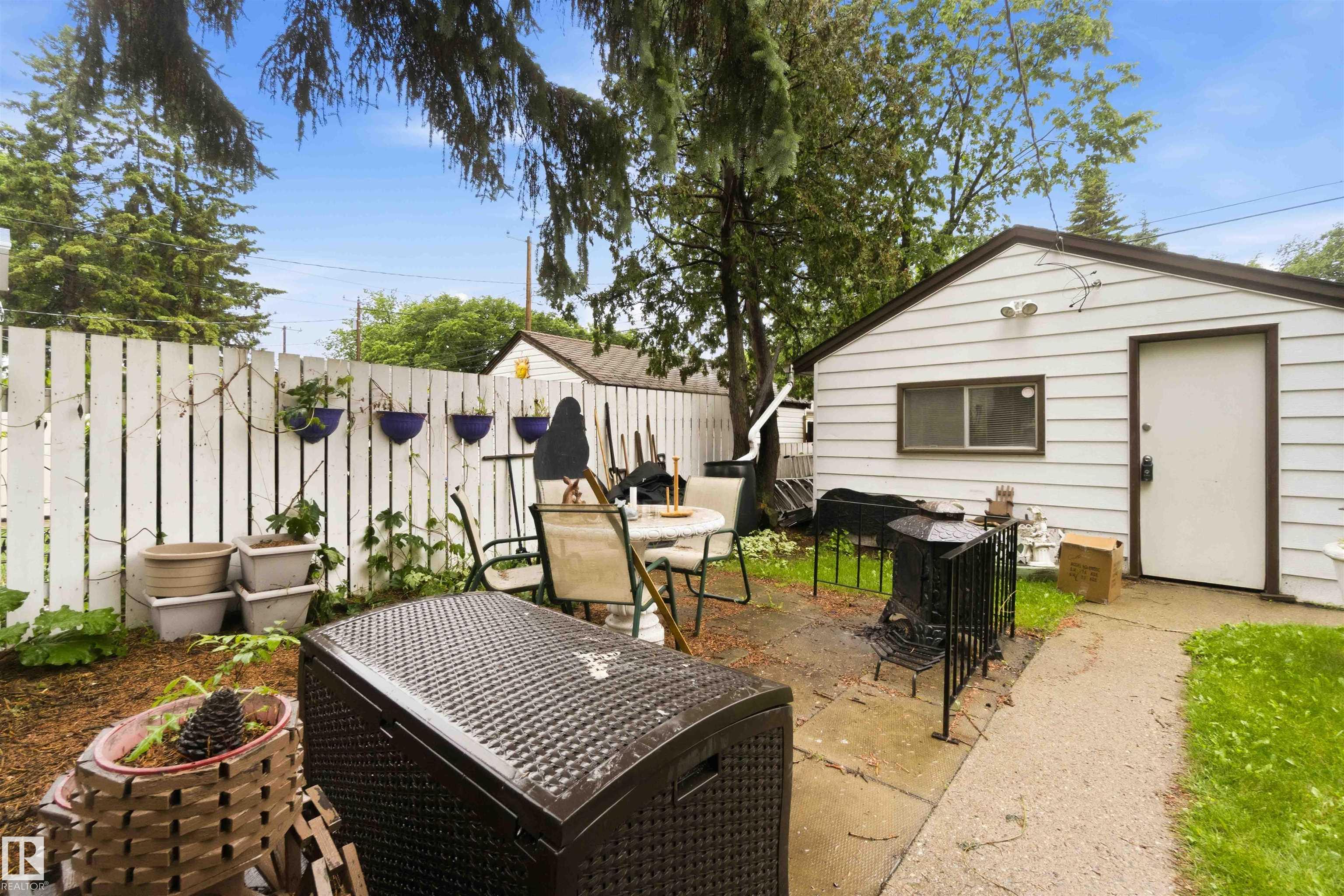 https://zimg.paragon.ice.com/ParagonImages/Property/PM/RAE/225407321/28/0/0/aab0ae93fb3acefad0f1dc79f74e743b/1/e9e638459752239eca554633f5e9528e/225407321-82006cf5-173c-4670-afb5-5d92862489aa.JPG