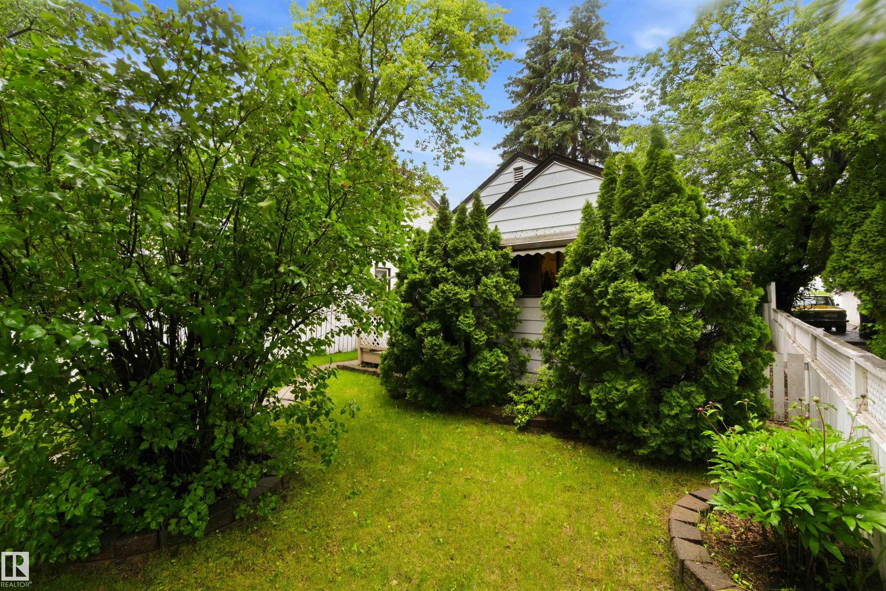 https://zimg.paragon.ice.com/ParagonImages/Property/PM/RAE/225407321/29/0/0/f44d42bbe6493a66d2950f2fc78eabed/1/e9e638459752239eca554633f5e9528e/225407321-6c5547ab-822f-4df4-a242-a3a3887df98d.JPG