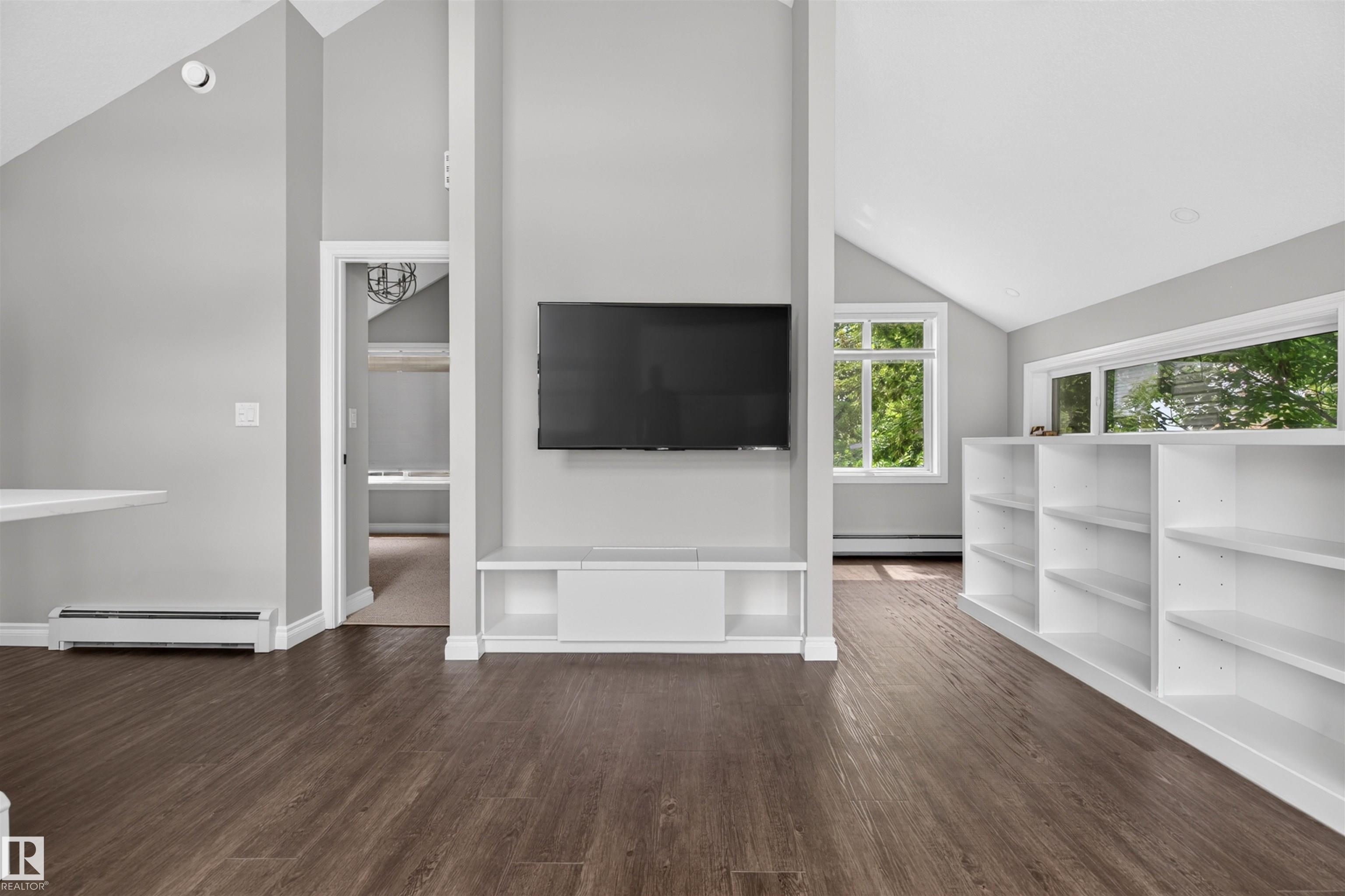 https://zimg.paragon.ice.com/ParagonImages/Property/PM/RAE/225407328/7/0/0/242f2163918e77d563e4a289636a0efa/1/2ff7dfa8789c35f3c22c999f13d0458b/225407328-25711931-59af-4321-924d-909d25c8a0e8.JPG