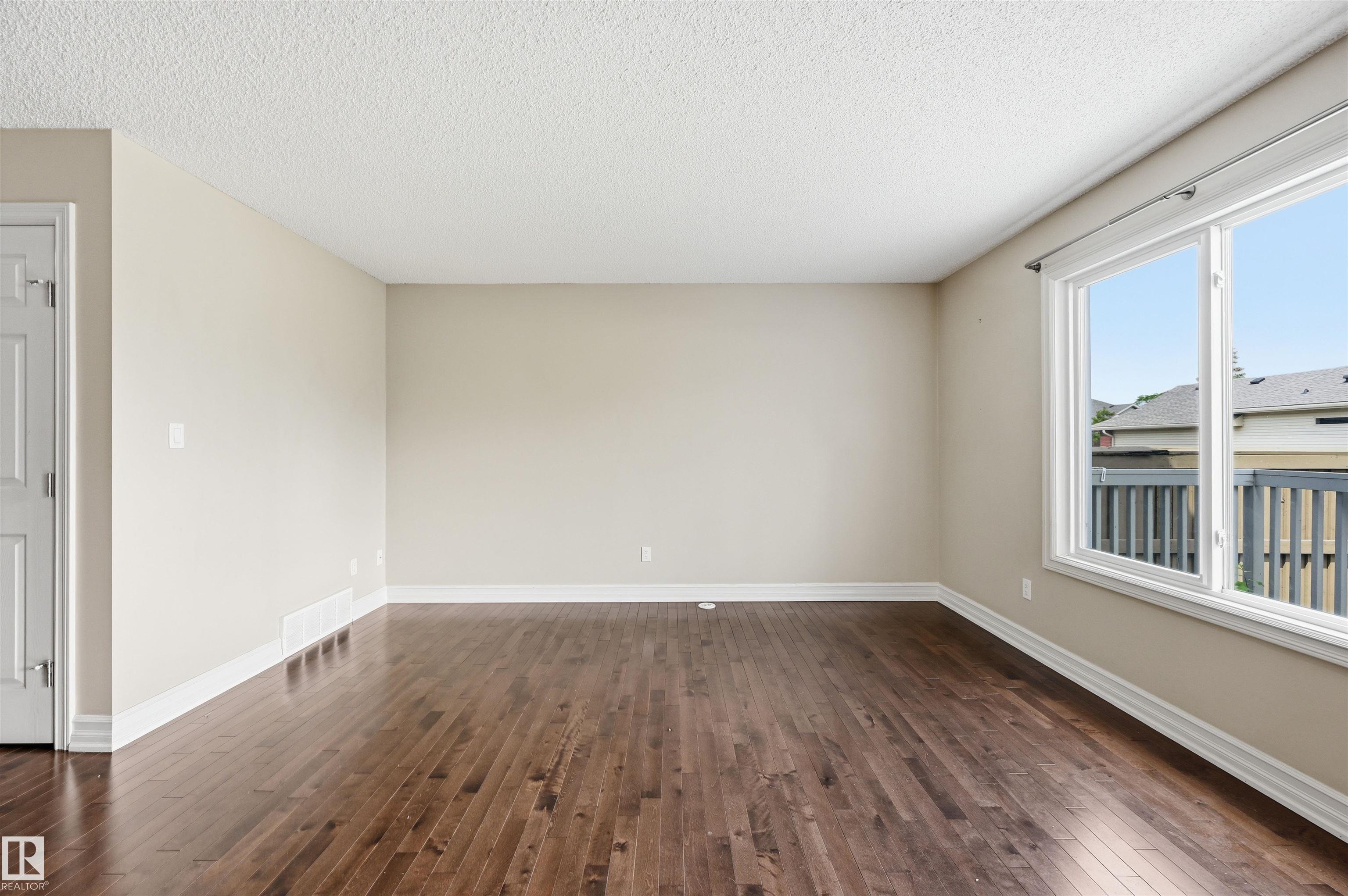 Photo 7 at 9645 Simpson Place NW, South Terwillegar, Edmonton