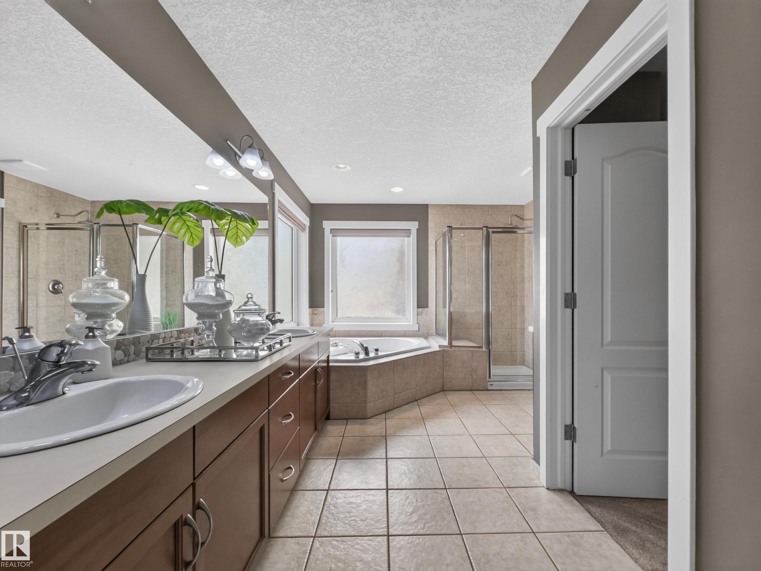 Photo 28 at 205 Sheppard Court SW, Summerside, Edmonton