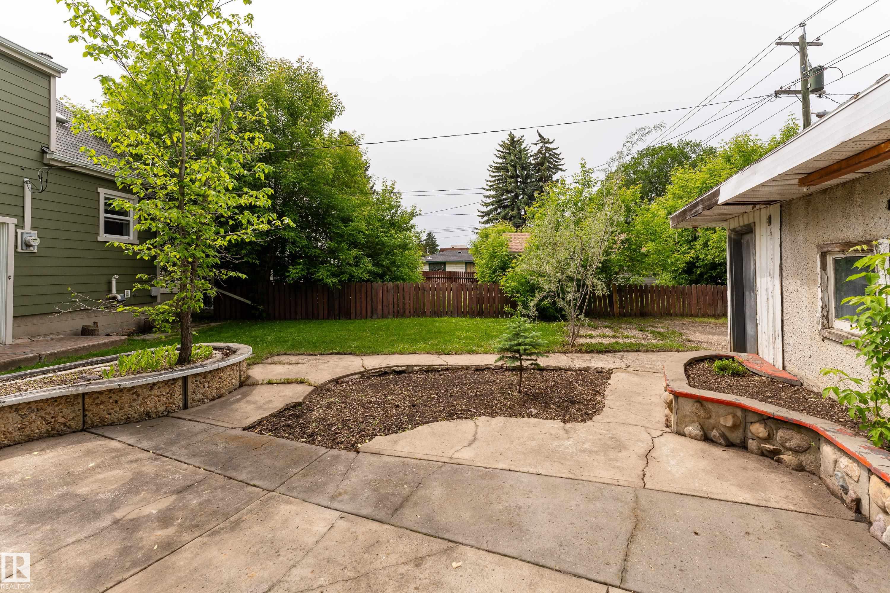 Photo 45 at 7528 82 Avenue NW, Idylwylde, Edmonton