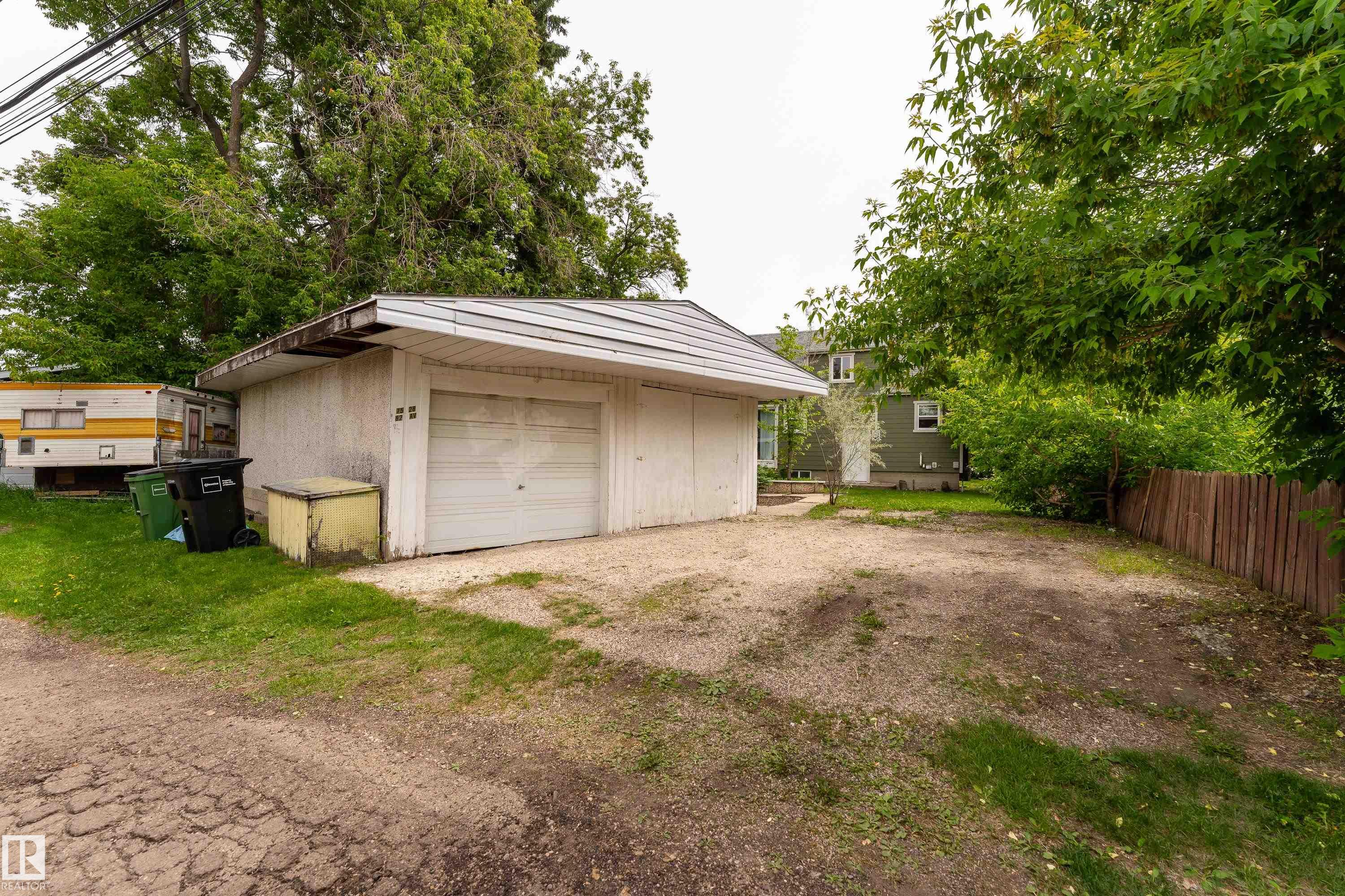 Photo 51 at 7528 82 Avenue NW, Idylwylde, Edmonton