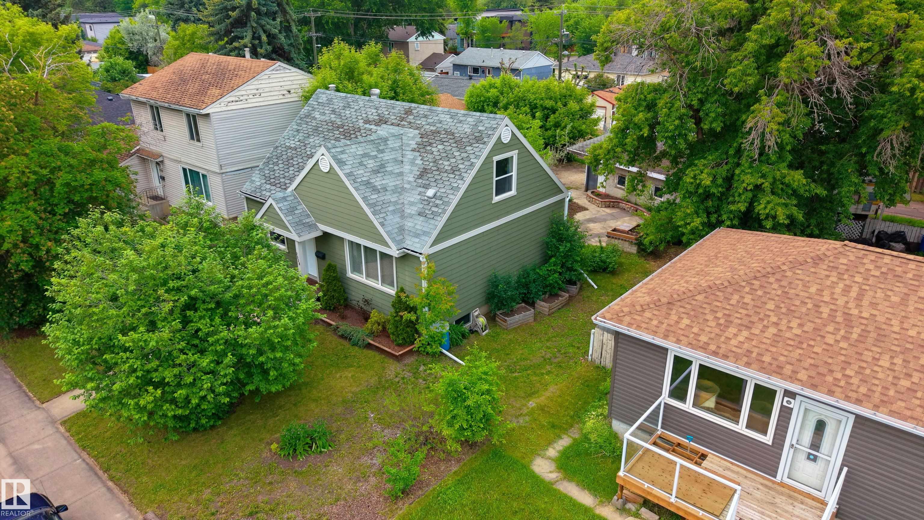 Photo 55 at 7528 82 Avenue NW, Idylwylde, Edmonton
