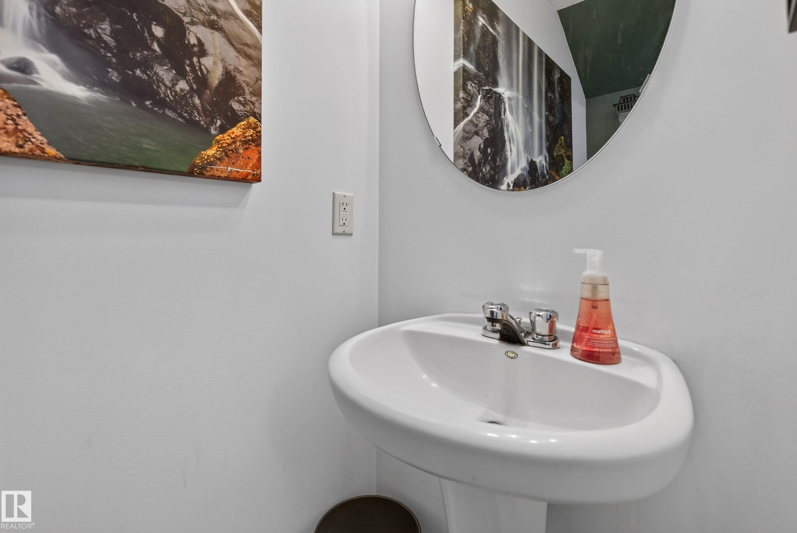 Photo 12 at 17 - 5604 199 Street NW, The Hamptons, Edmonton