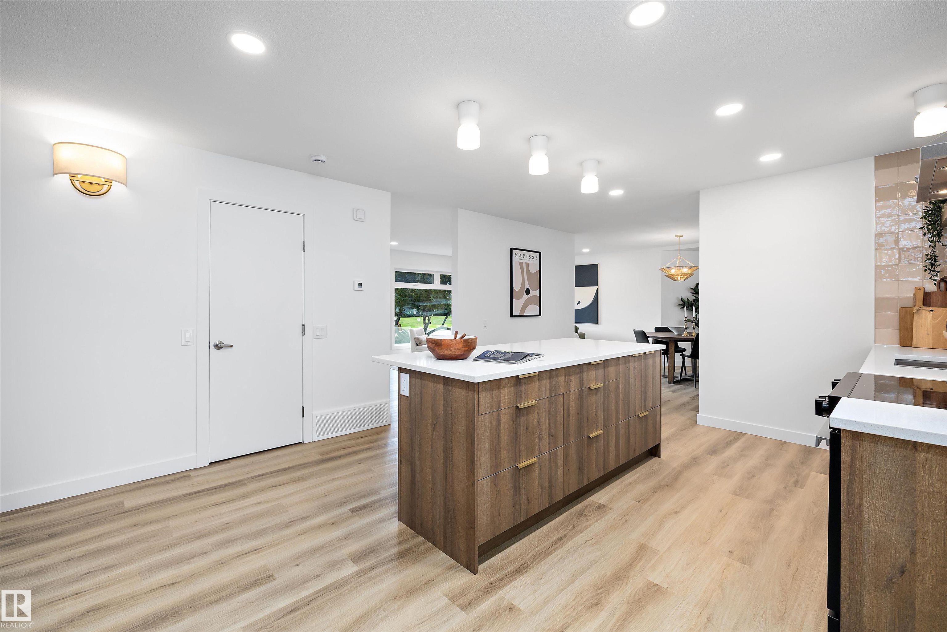 Photo 13 at 7004 93 Avenue NW, Ottewell, Edmonton