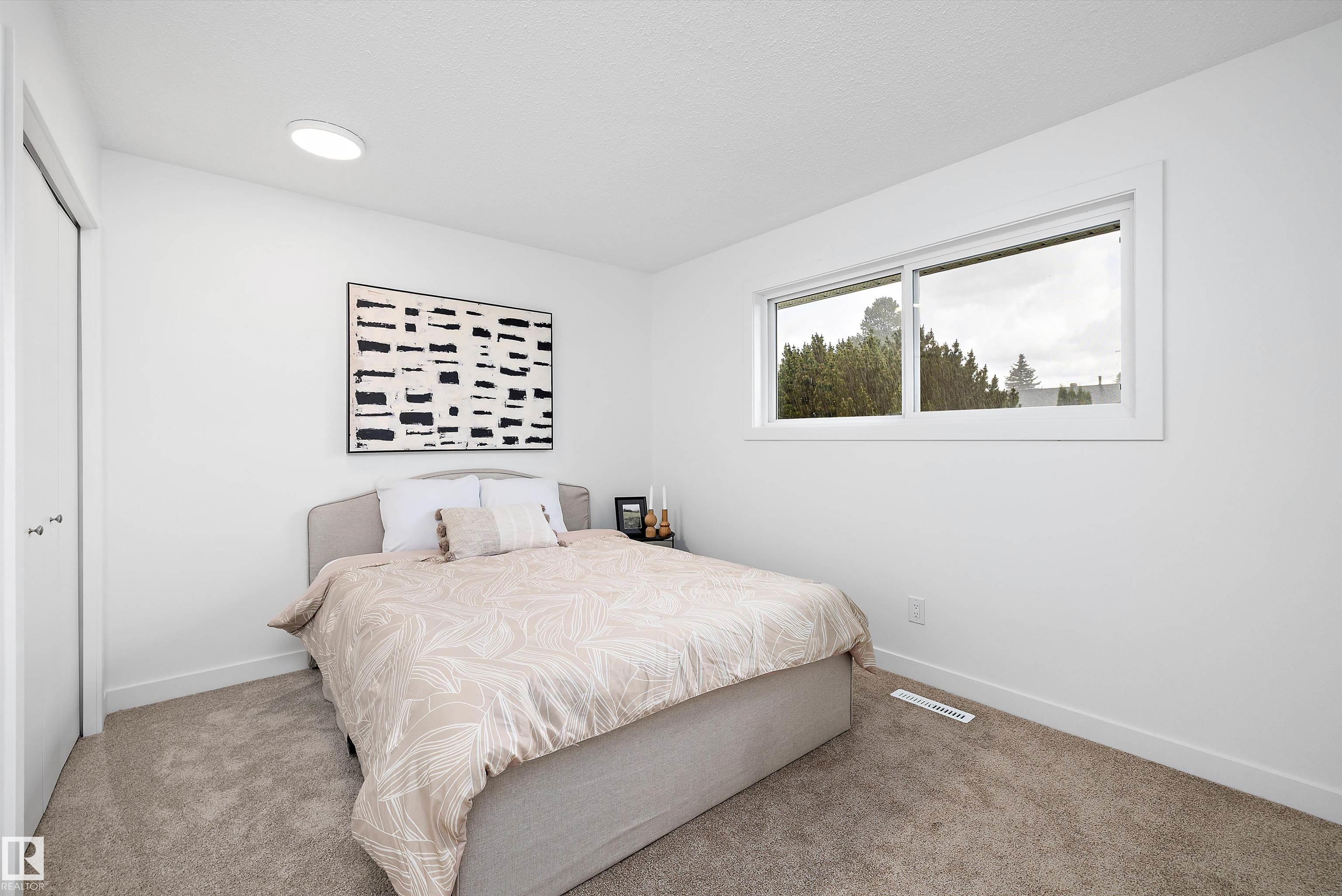 Photo 17 at 7004 93 Avenue NW, Ottewell, Edmonton