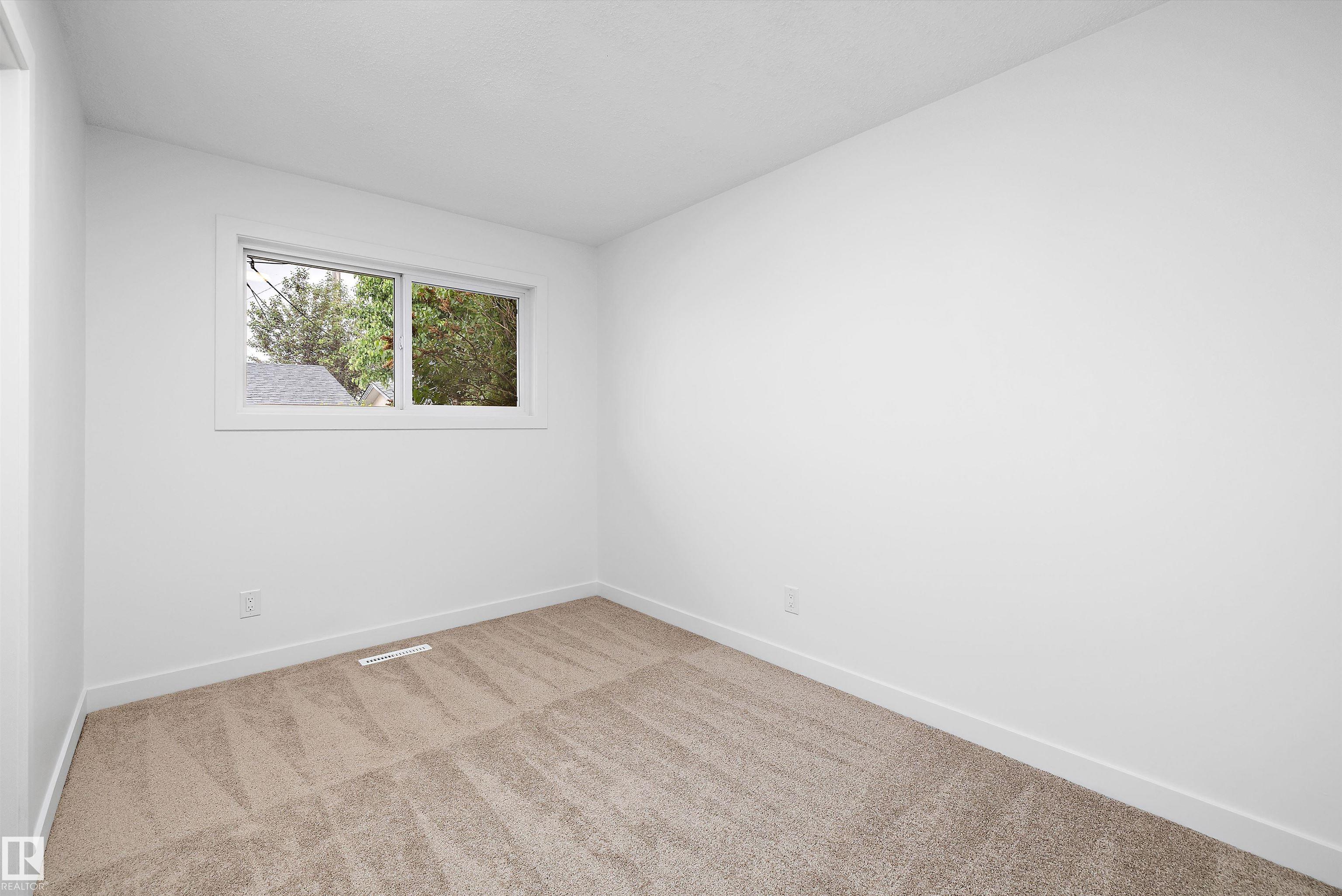 Photo 22 at 7004 93 Avenue NW, Ottewell, Edmonton