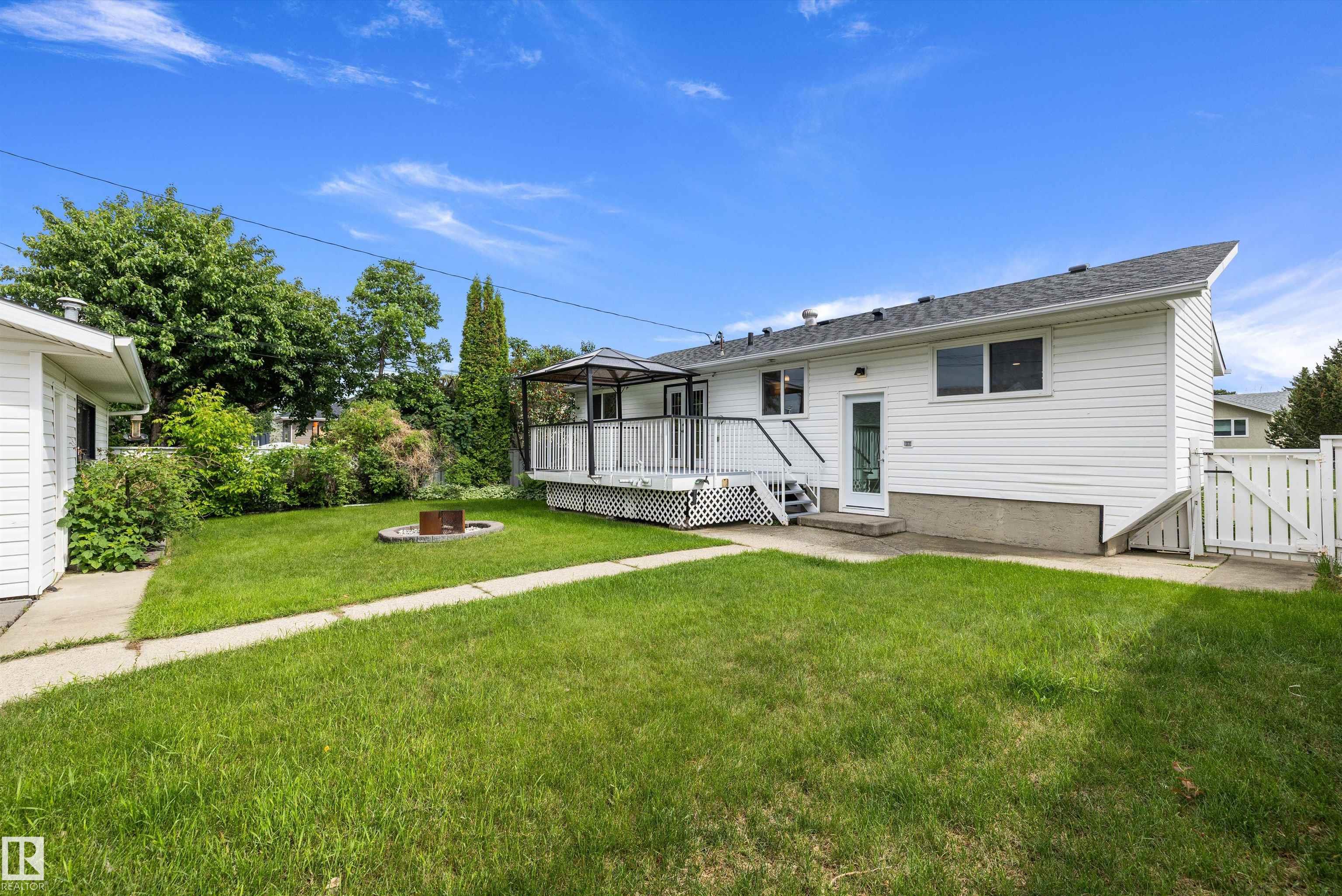 Photo 48 at 7004 93 Avenue NW, Ottewell, Edmonton