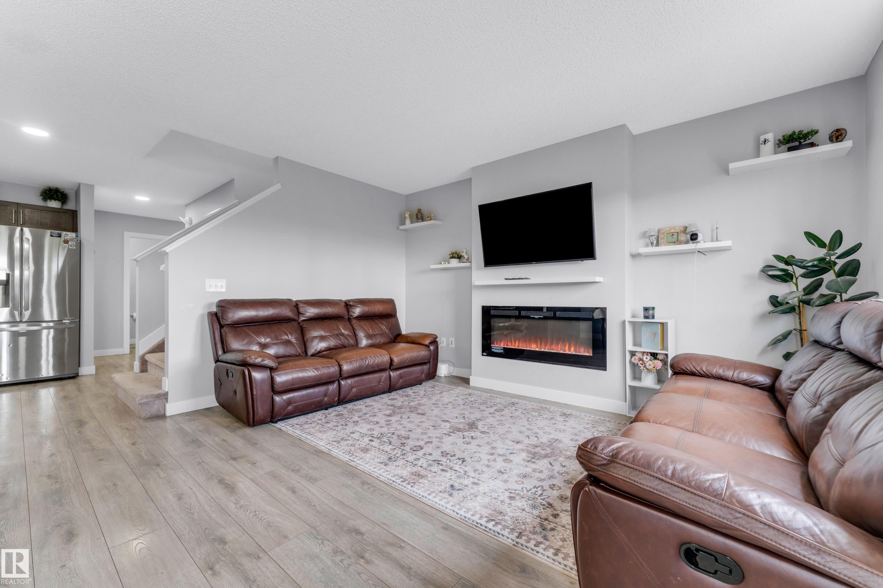 Photo 15 at 1750 27 Street NW, Laurel, Edmonton