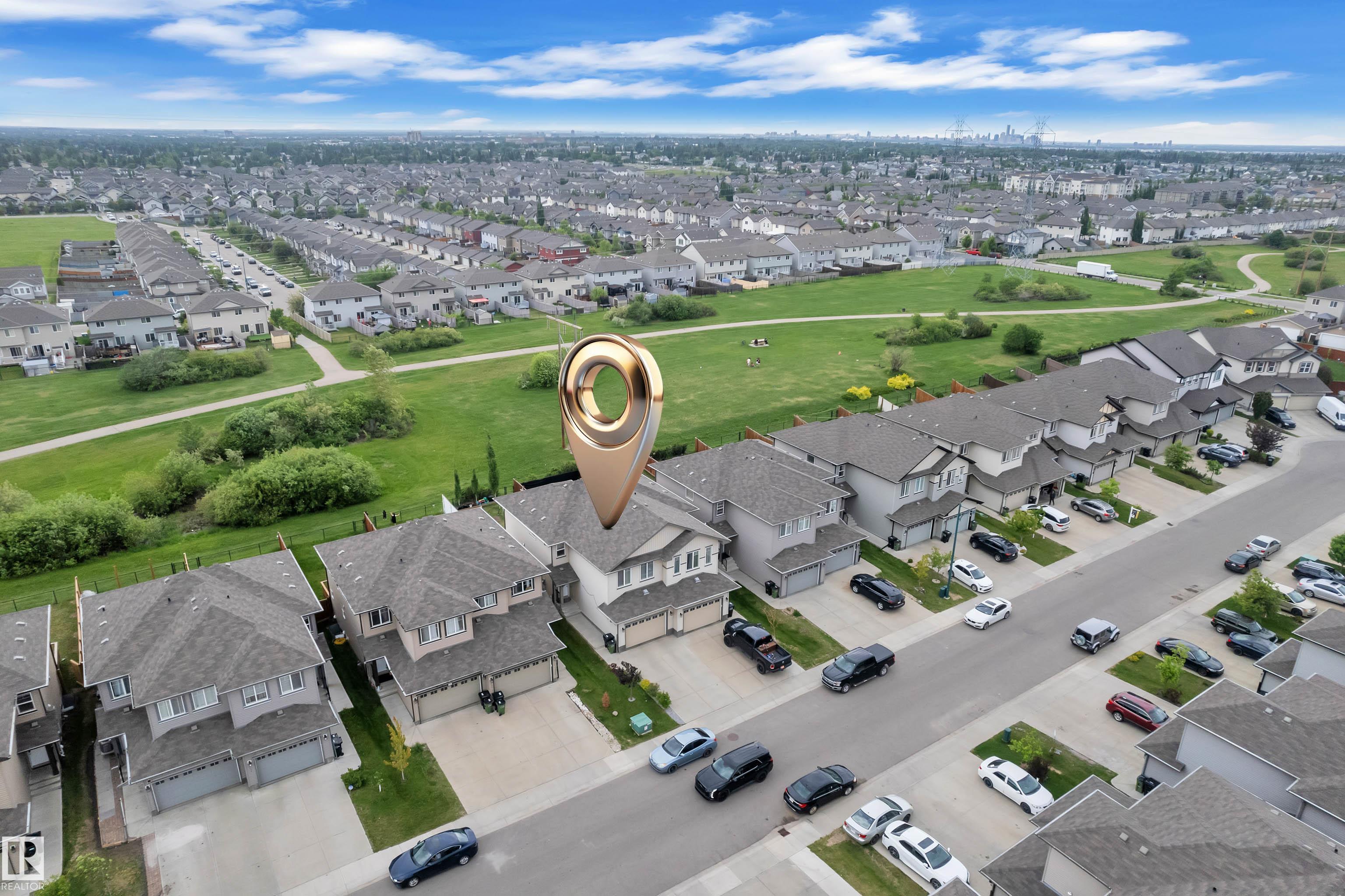 Photo 3 at 1750 27 Street NW, Laurel, Edmonton