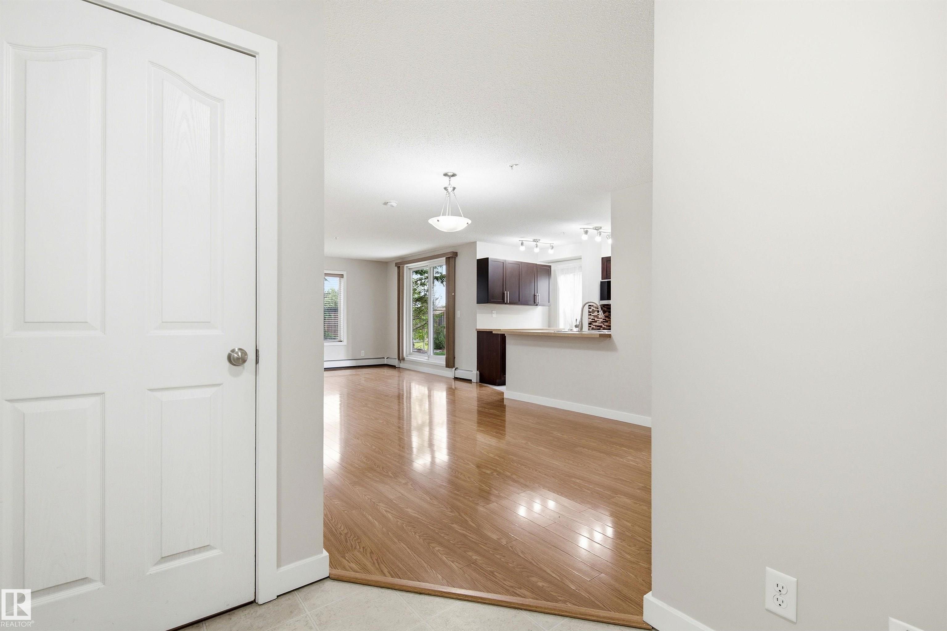 Photo 4 at 120 - 534 Watt Boulevard SW, Walker, Edmonton