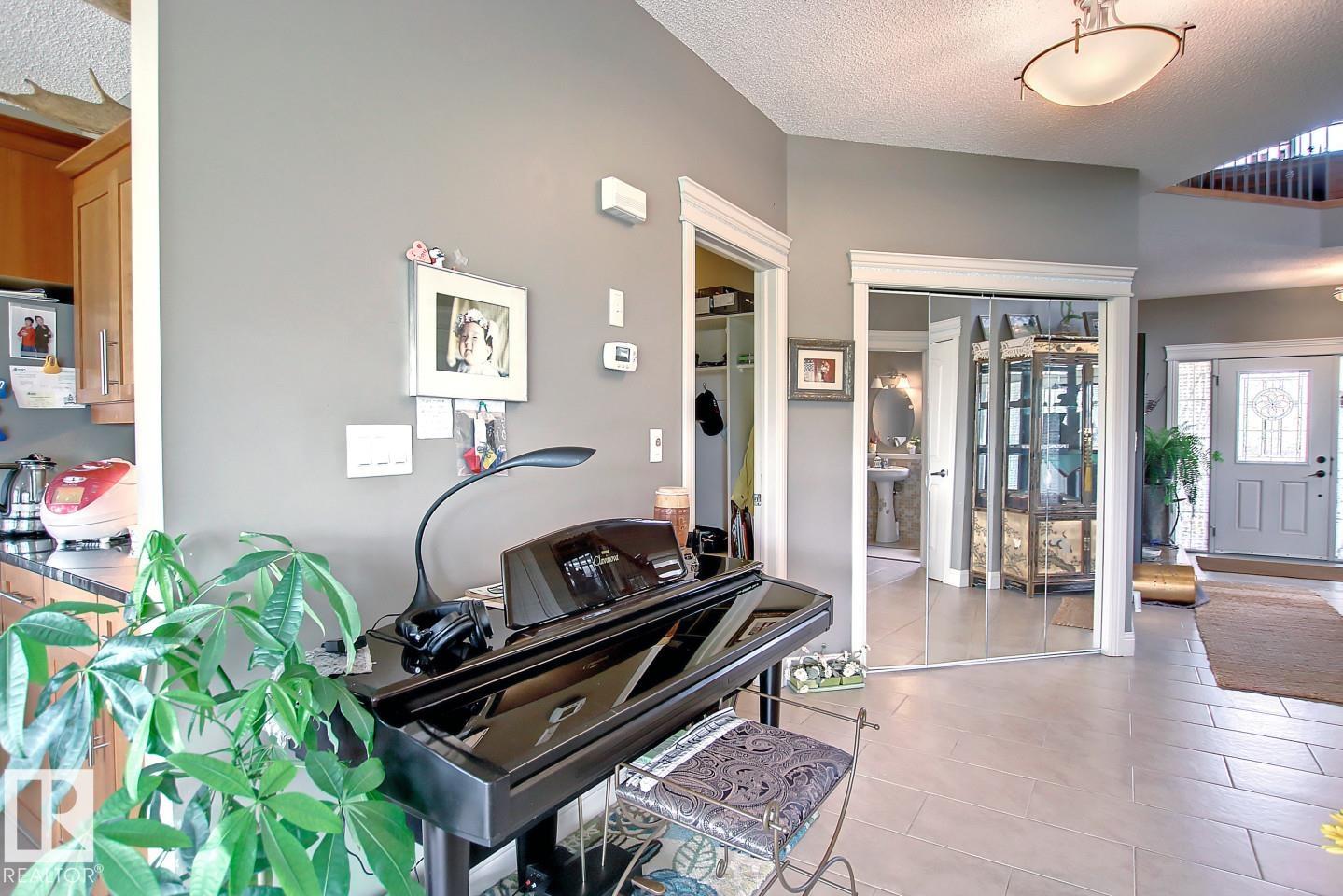 Photo 13 at 6175 Stinson Way NW, South Terwillegar, Edmonton