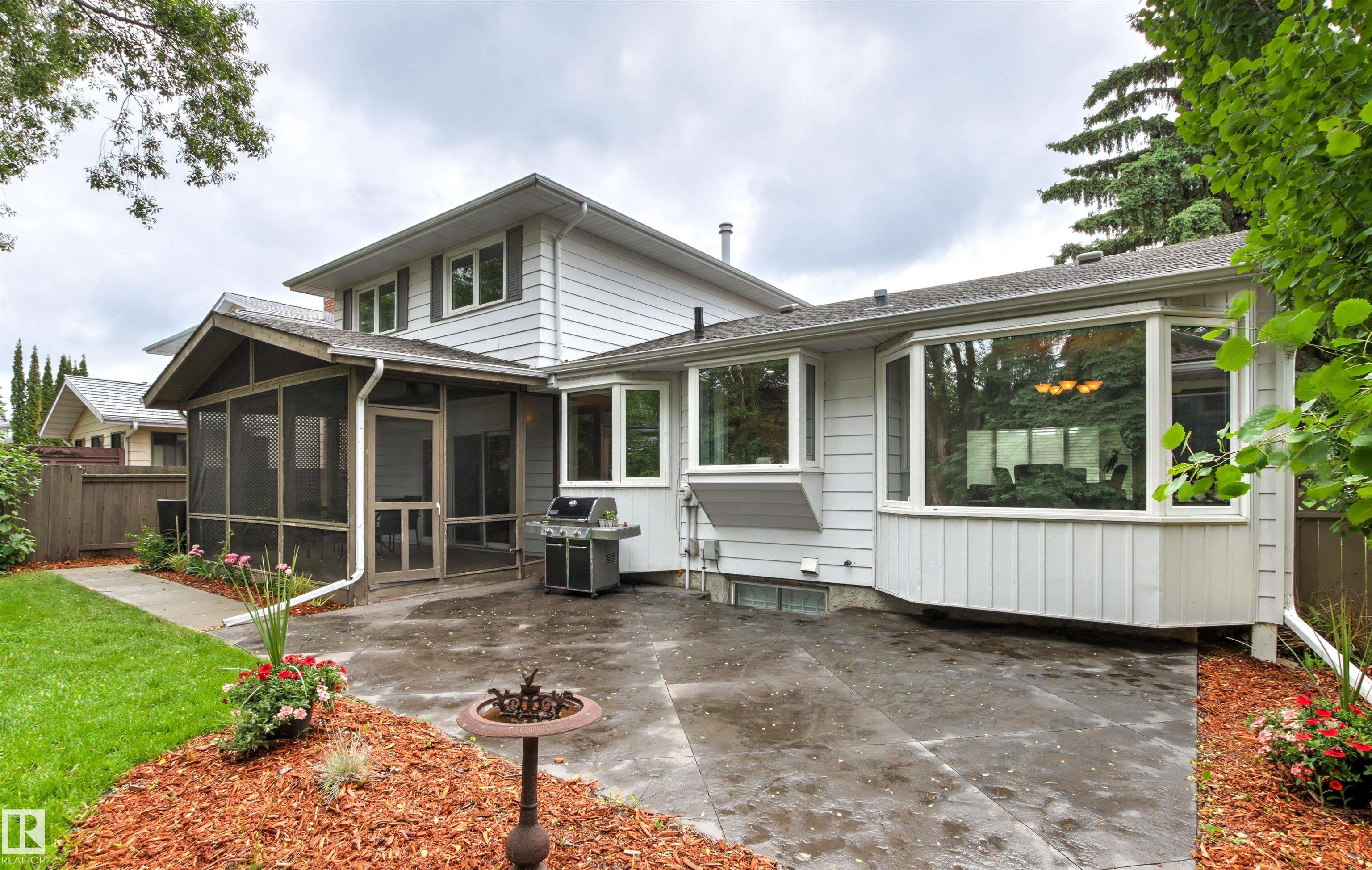 Photo 6 at 155 Gariepy Crescent NW, Gariepy, Edmonton